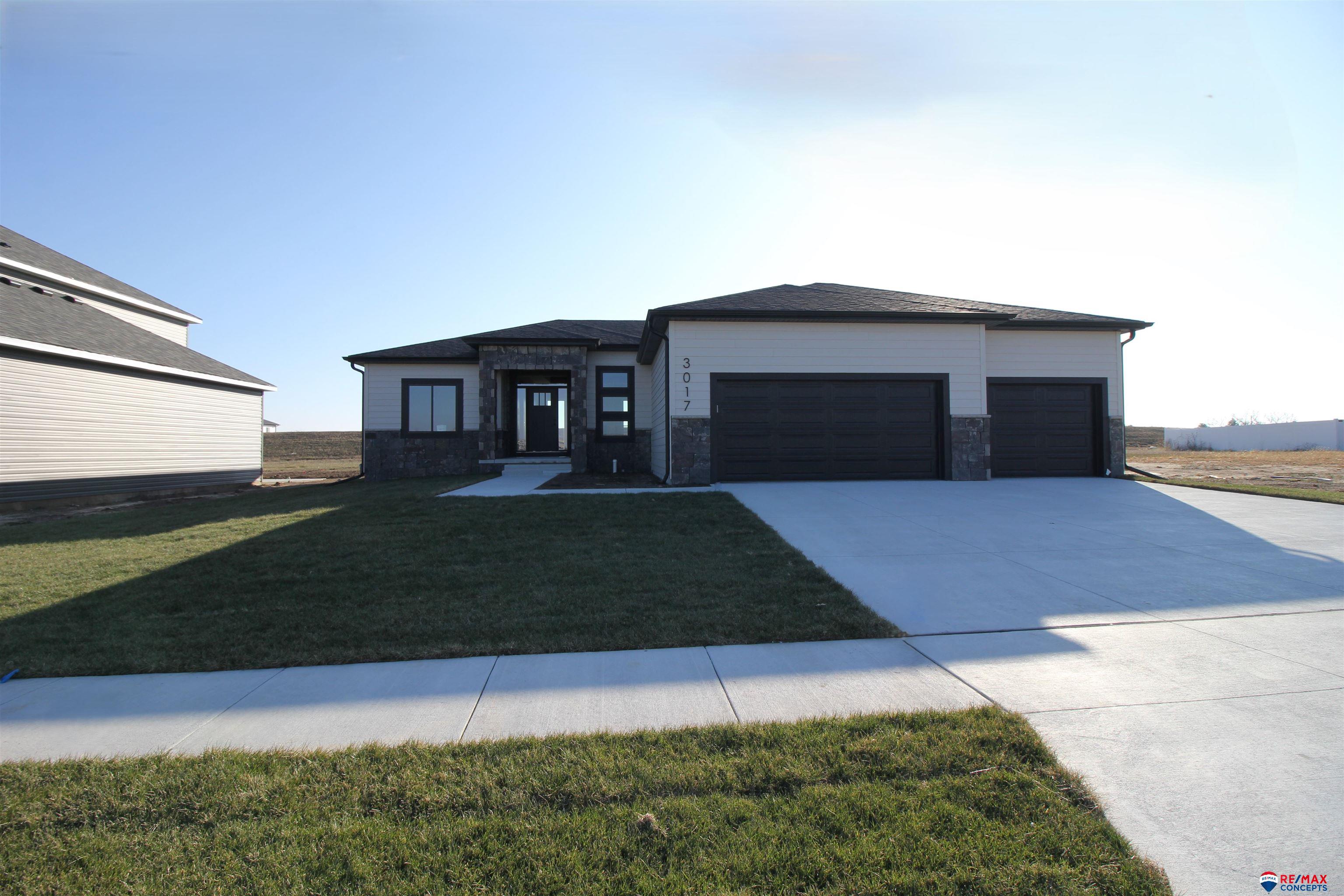 3017 Bertram Street, Roca, Nebraska image 2