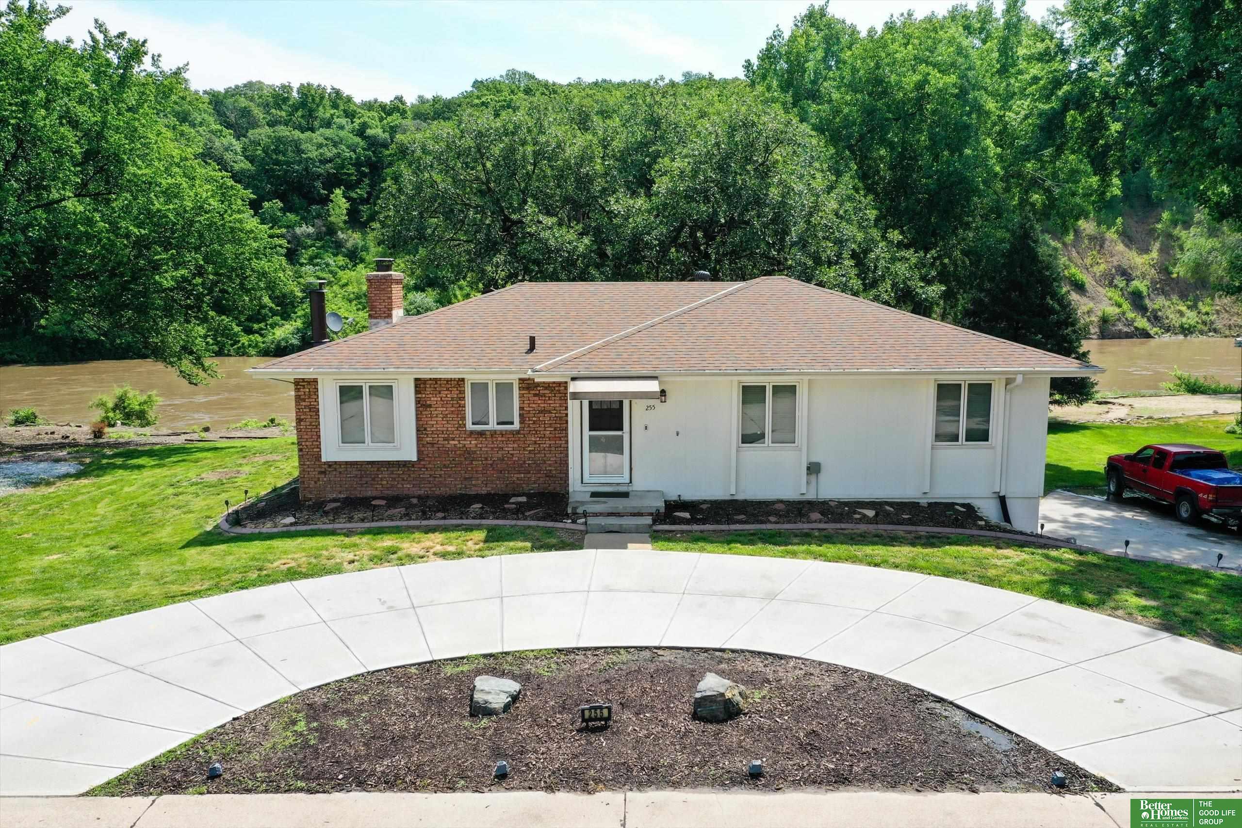 255 Riverside Drive, Waterloo, Nebraska image 2