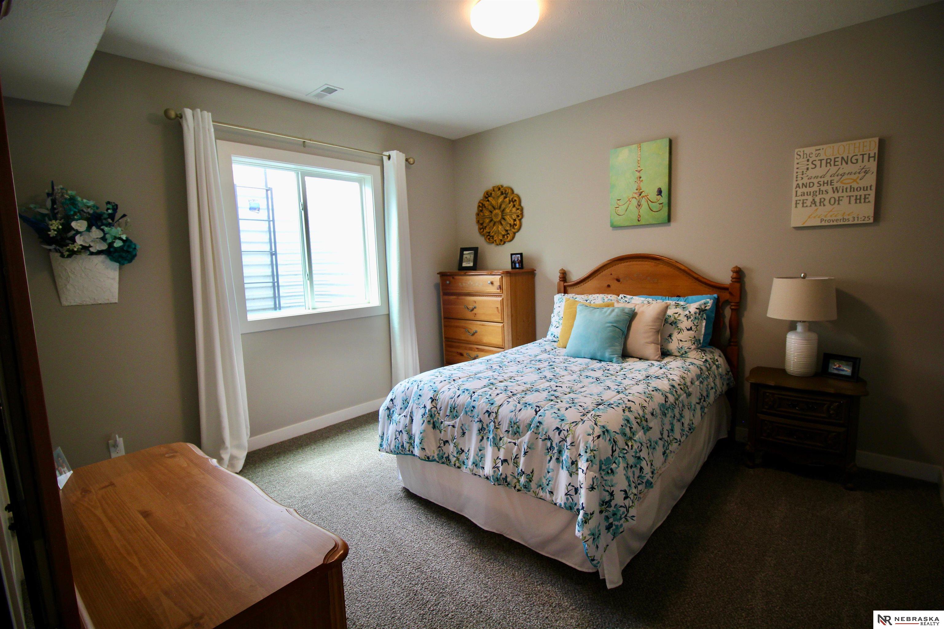1090 Cedar Circle, Springfield, Nebraska image 35