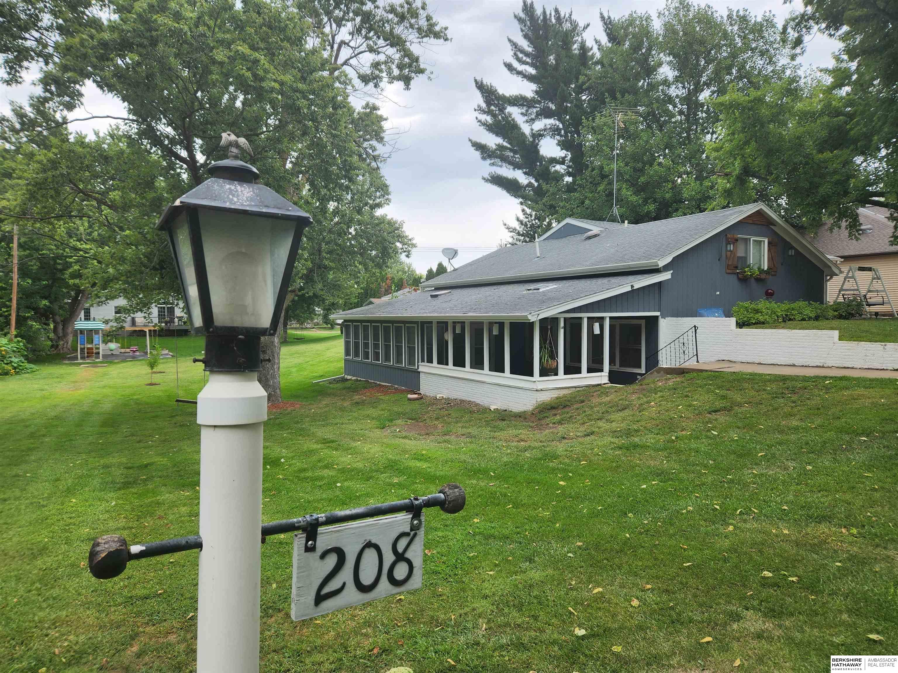 208 3rd Street, Milford, Nebraska image 2