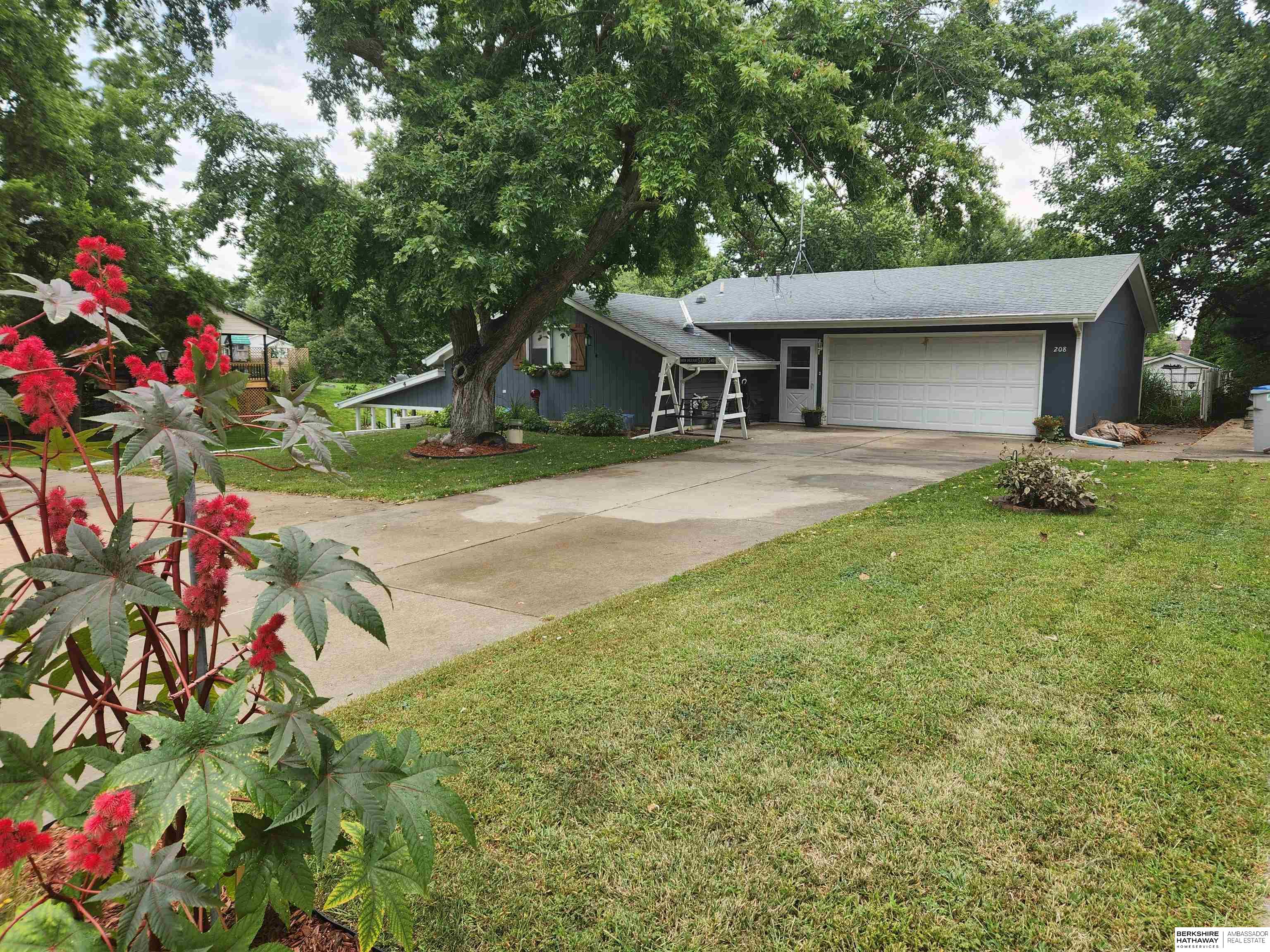 208 3rd Street, Milford, Nebraska image 3