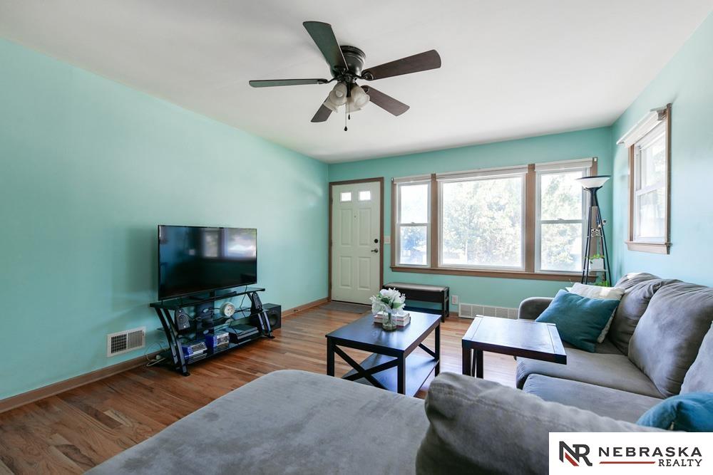 7866 Tilford Circle, Ralston, Nebraska image 5