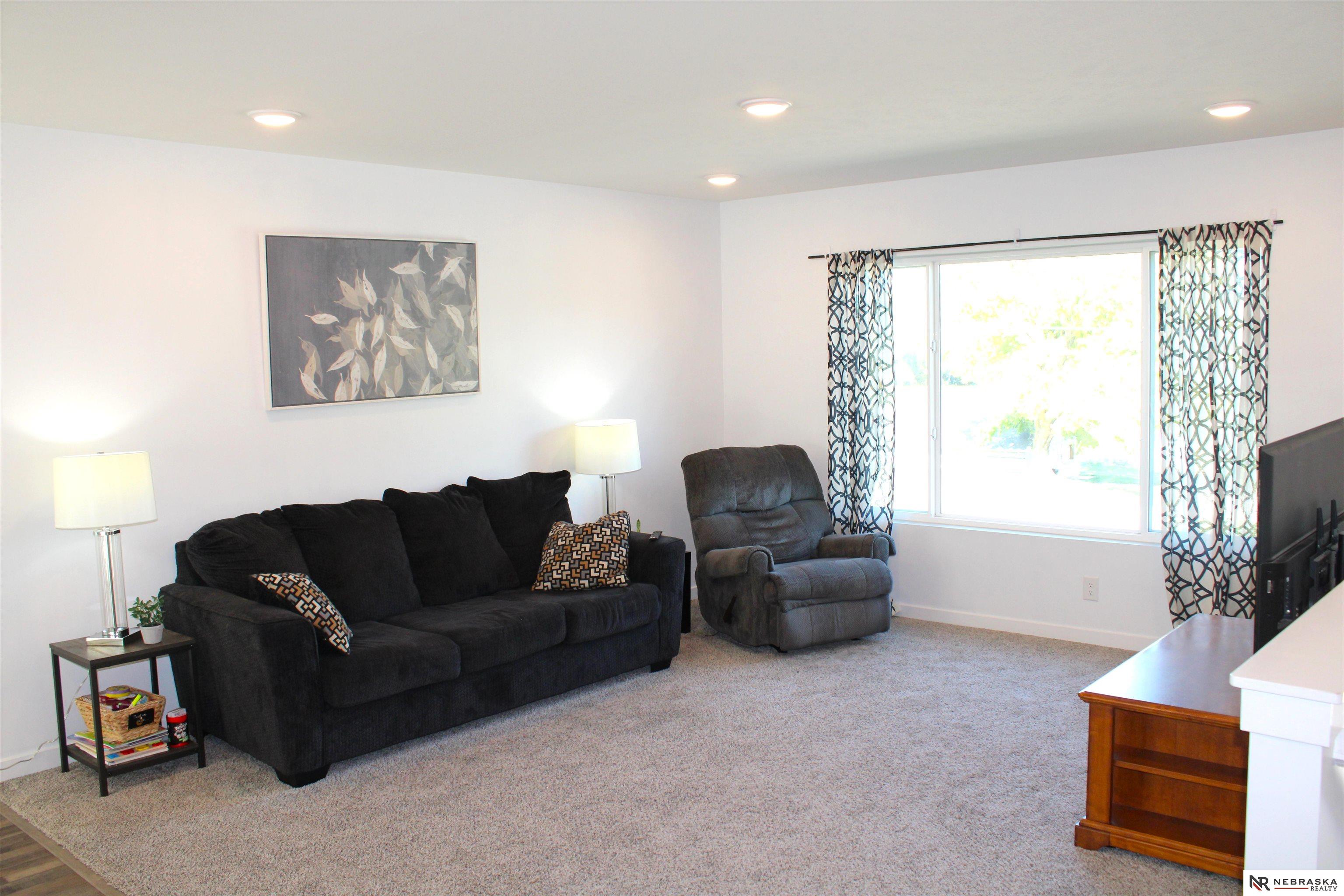 585 N 27th Street, Blair, Nebraska image 3