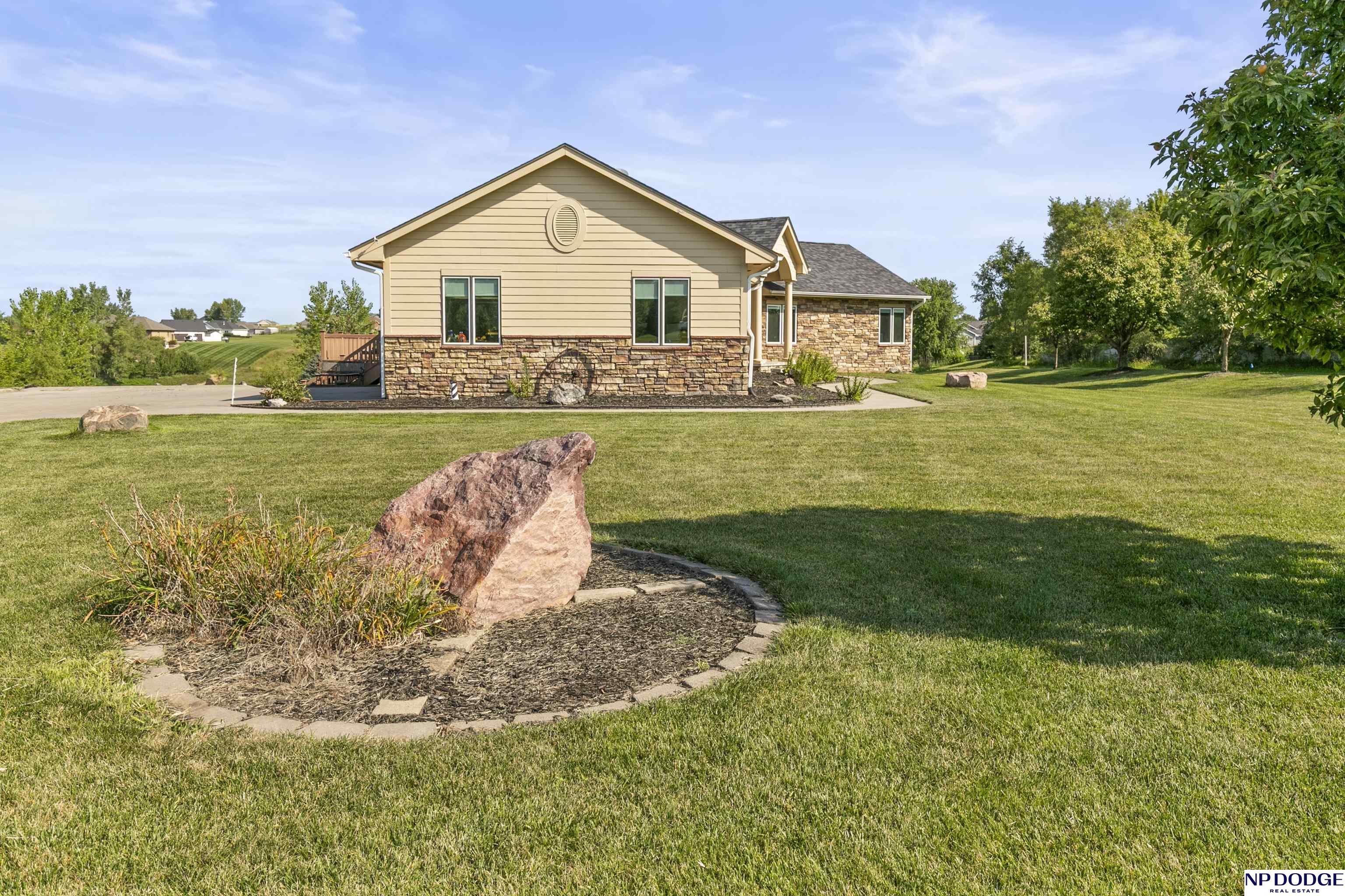 23054 Chamois Circle, Glenwood, Iowa image 3