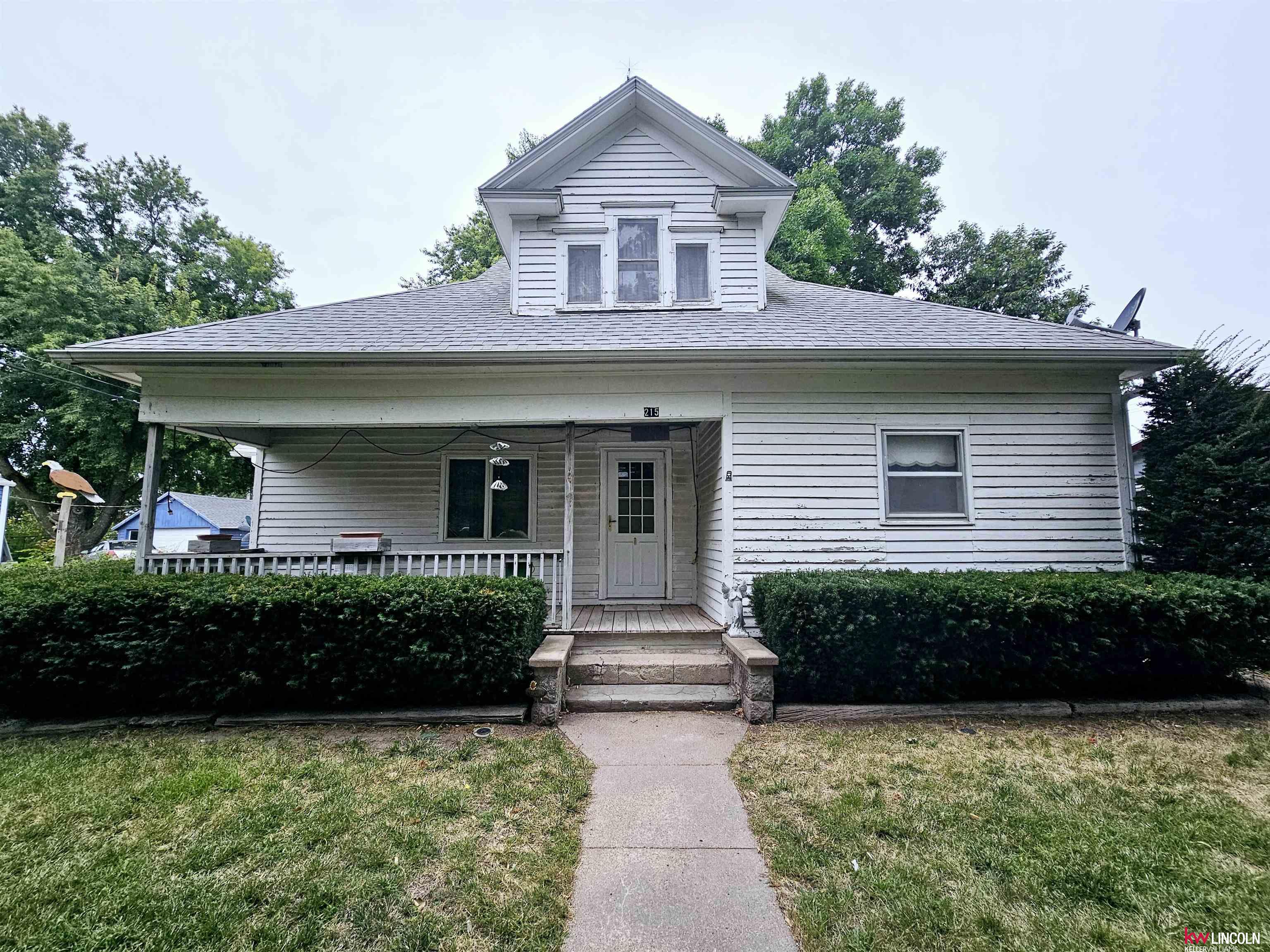 215 N Brown Avenue, Clay Center, Nebraska image 1