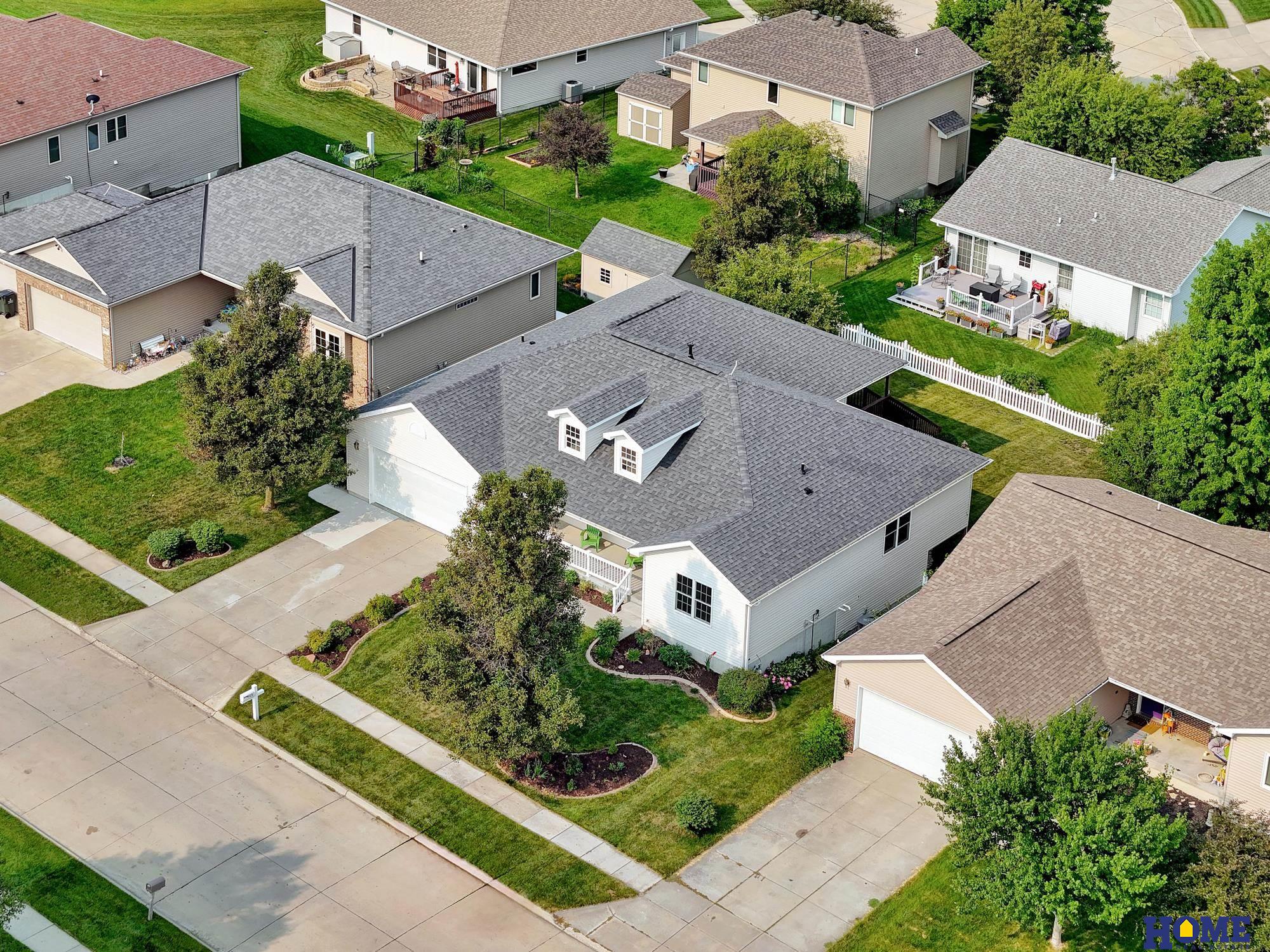 915 Chicory Lane, Hickman, Nebraska image 2
