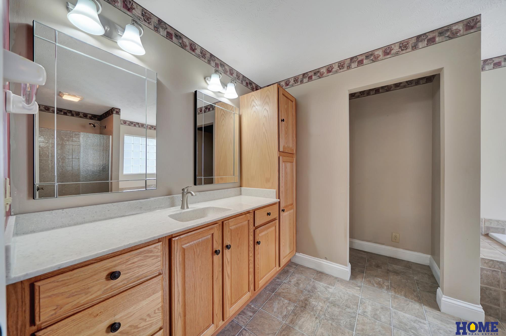 915 Chicory Lane, Hickman, Nebraska image 37