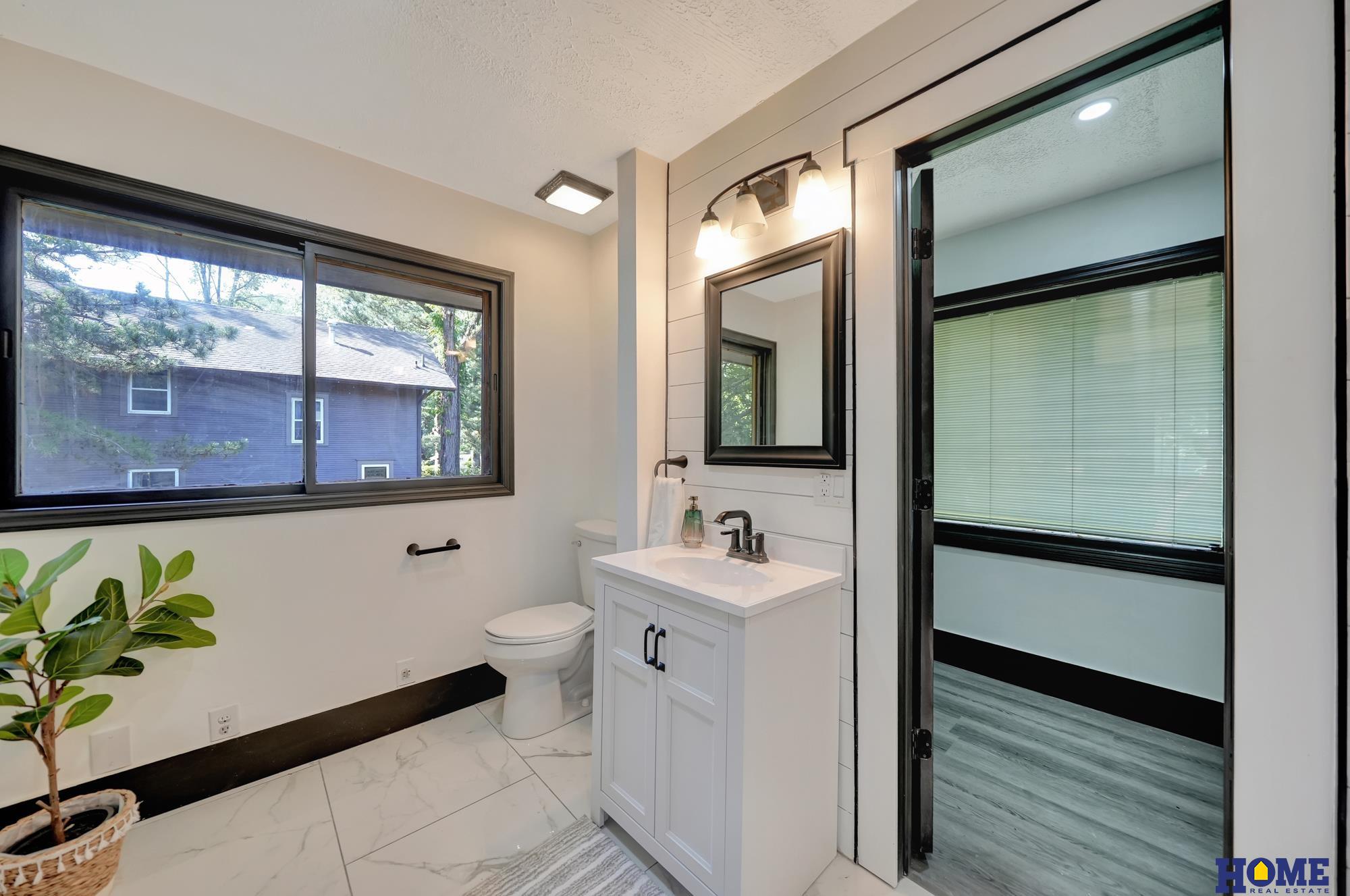15709 Kansas Avenue, Omaha, Nebraska image 23