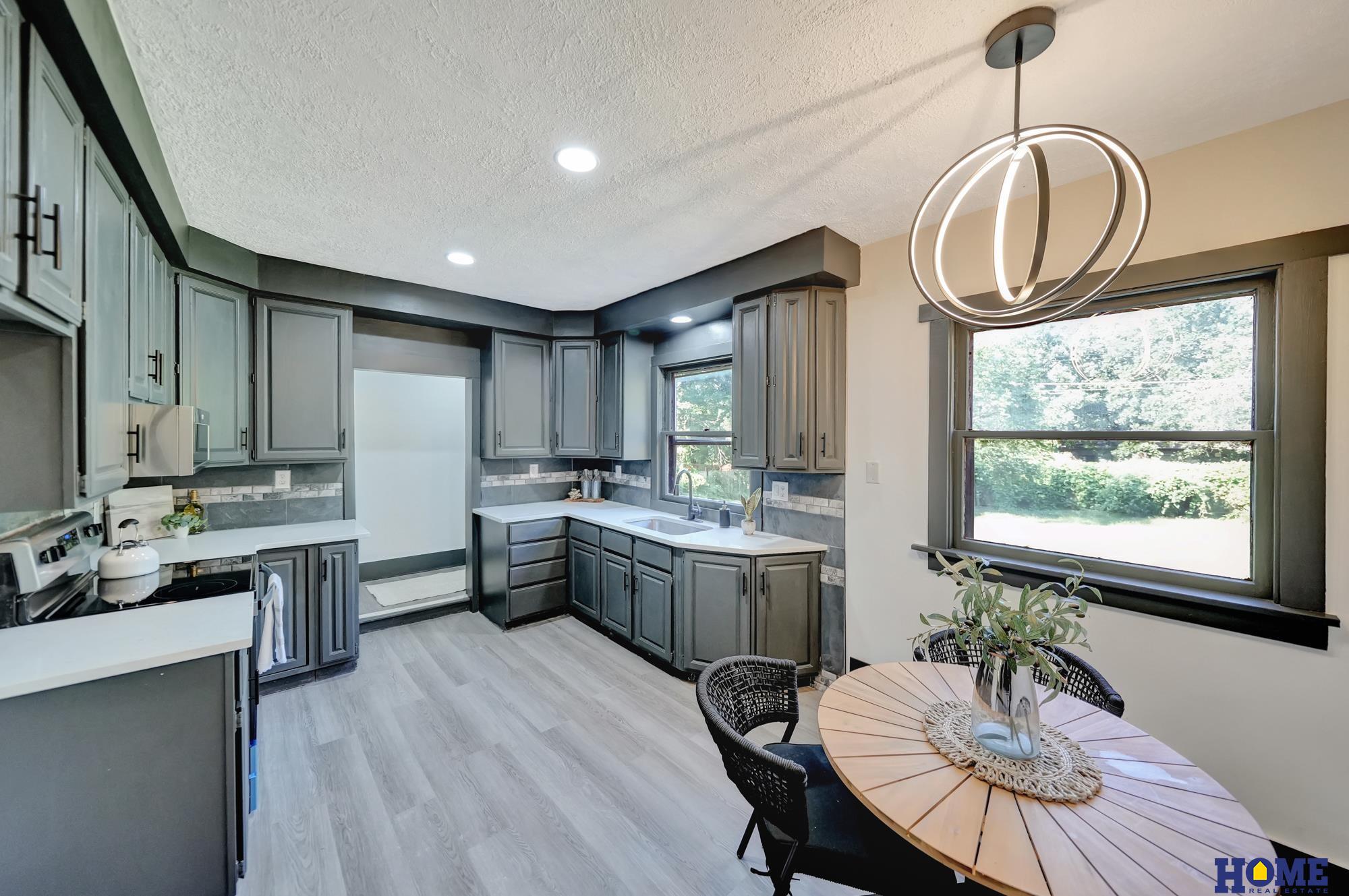 15709 Kansas Avenue, Omaha, Nebraska image 28