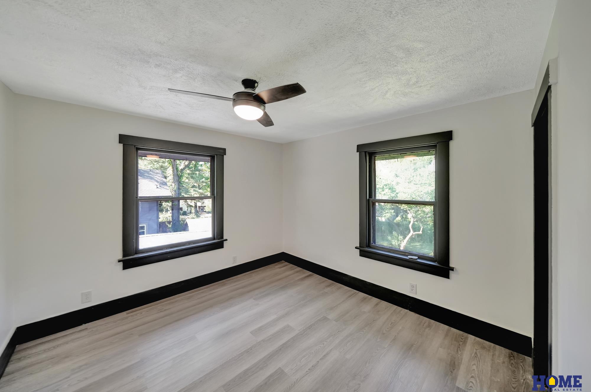 15709 Kansas Avenue, Omaha, Nebraska image 47