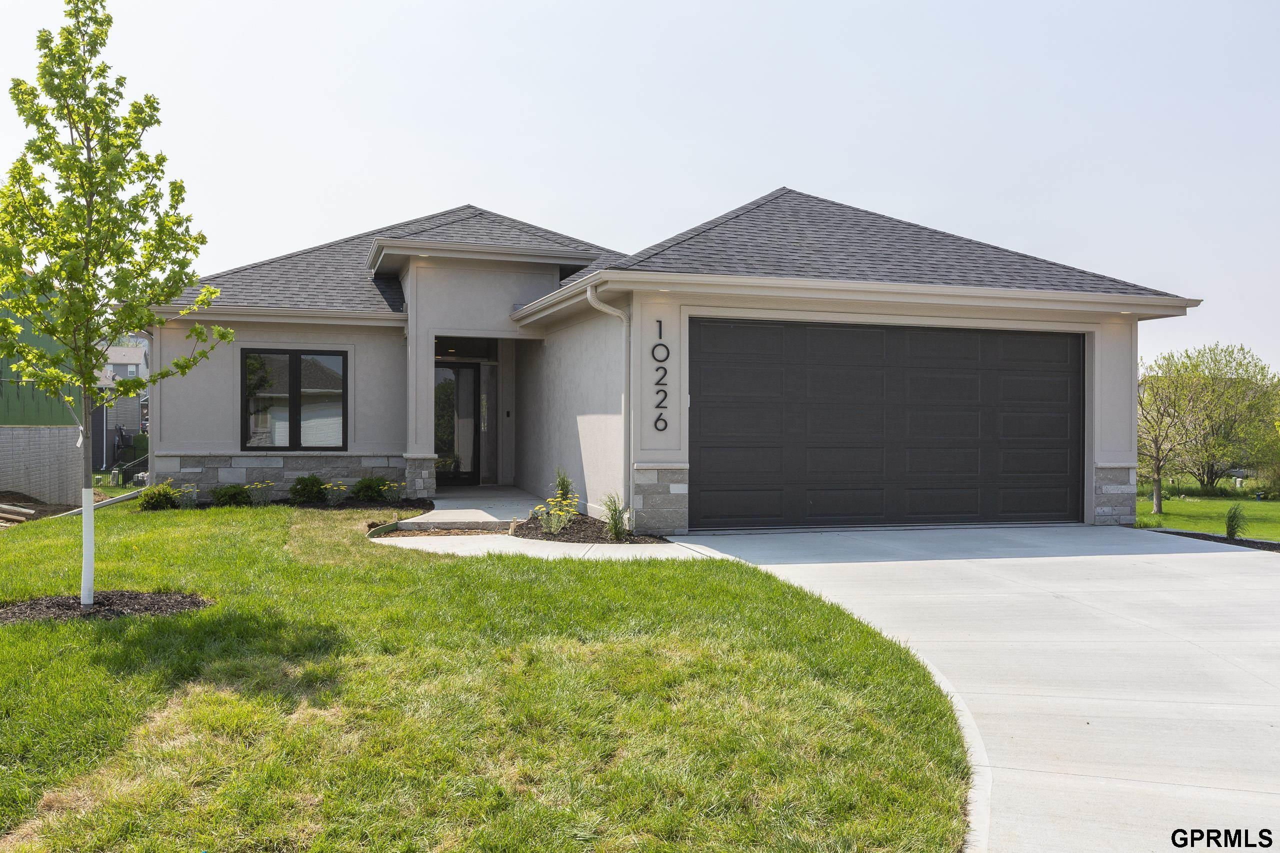 10226 N 150 Circle, Bennington, Nebraska image 1