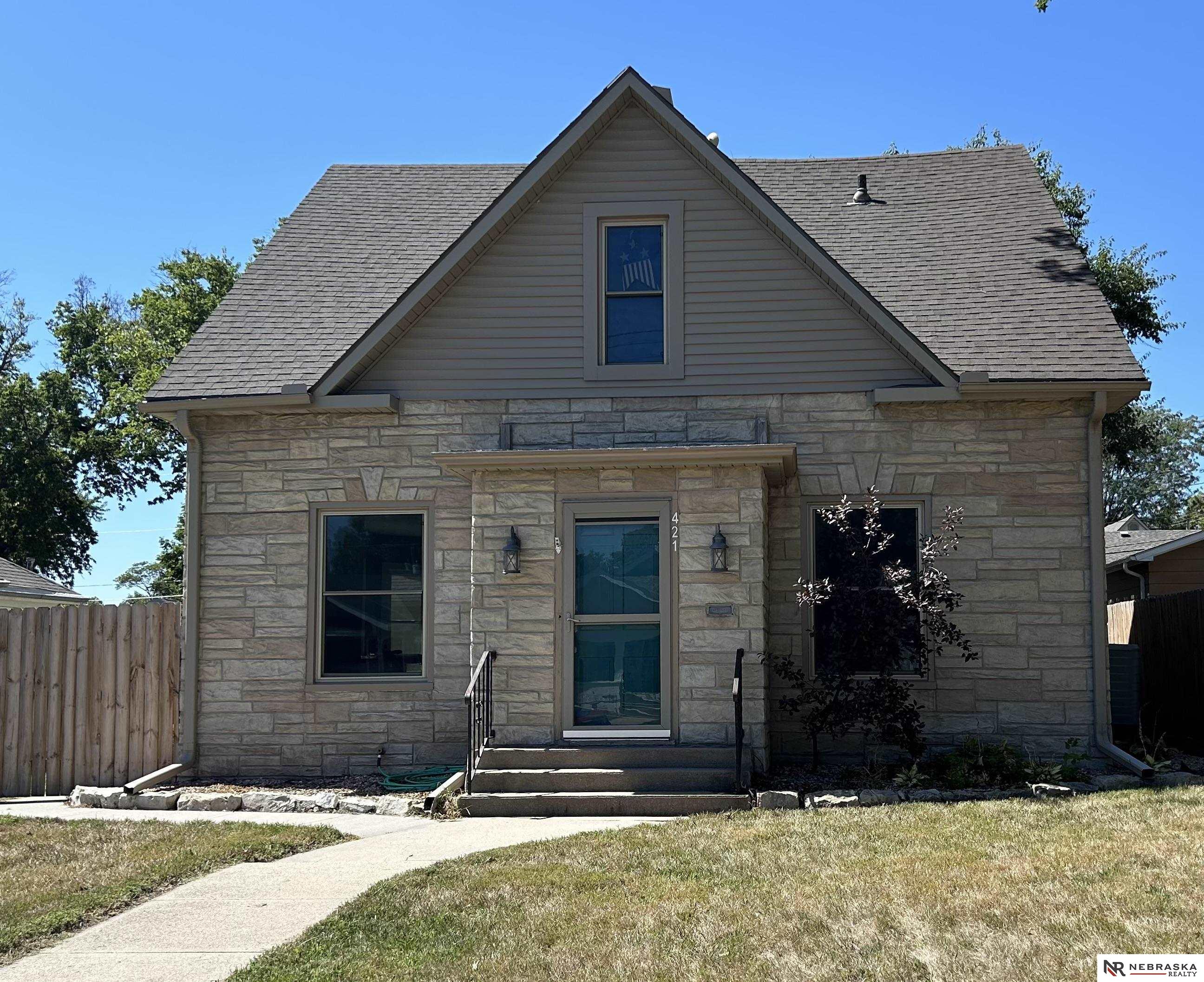 421 N 8th Street, Beatrice, Nebraska image 1