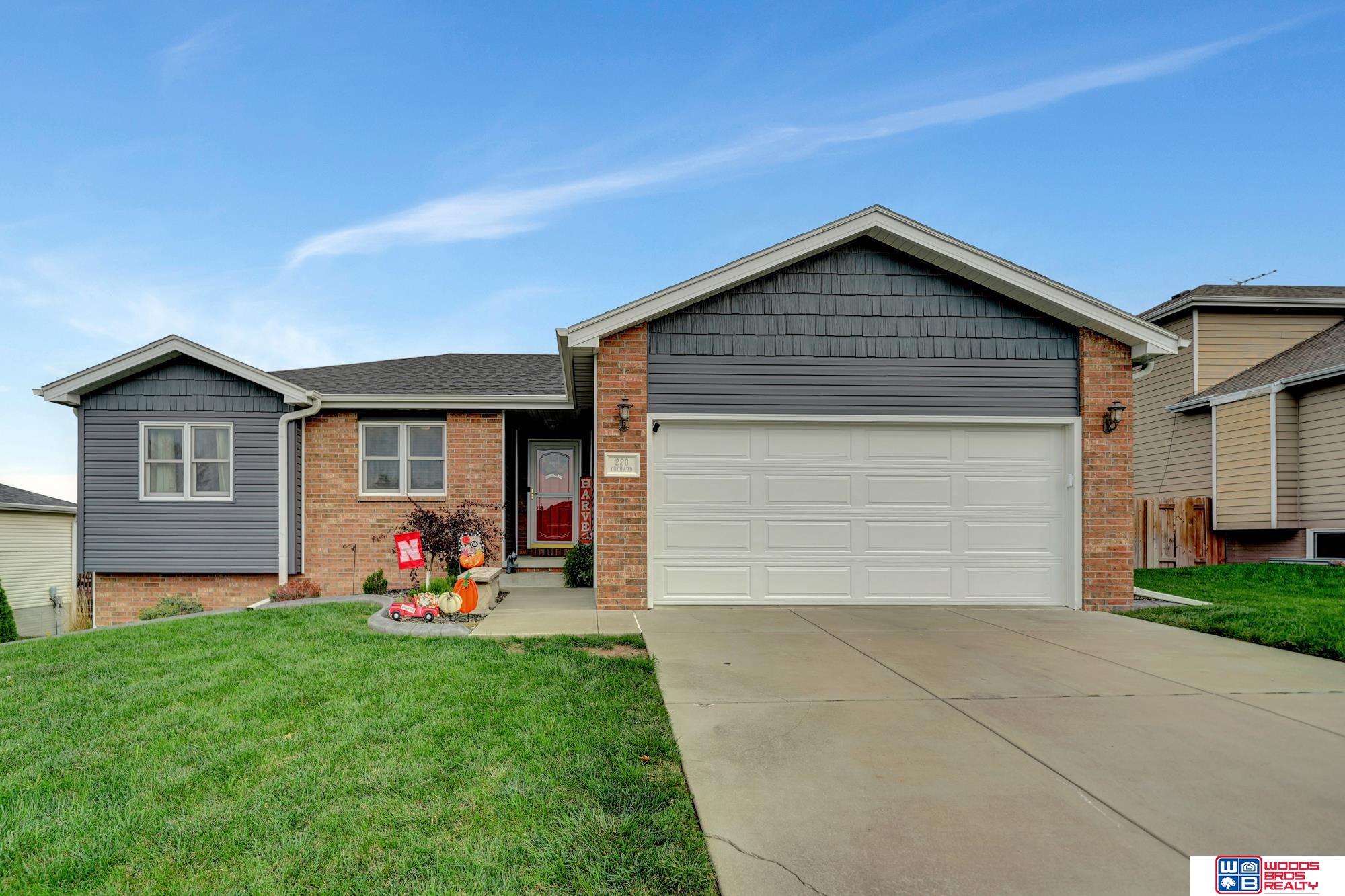 220 Orchard Place, Hickman, Nebraska image 2