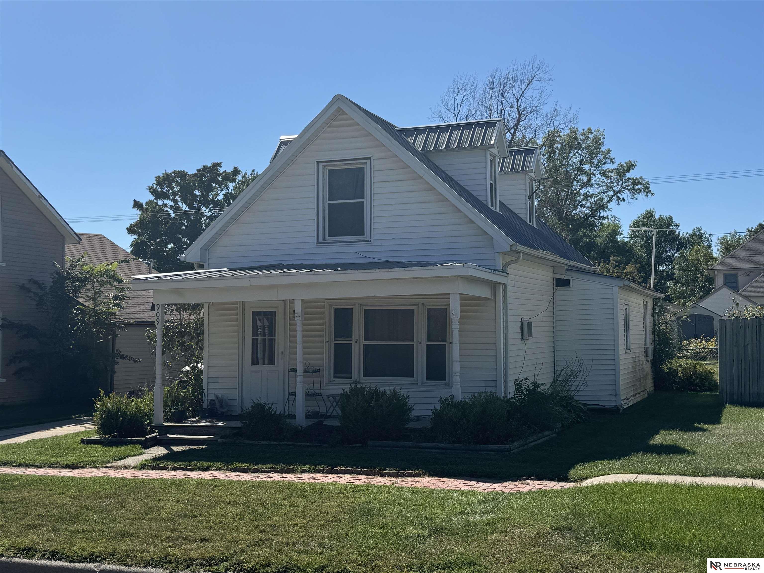 909 Washington Avenue, Dorchester, Nebraska image 1
