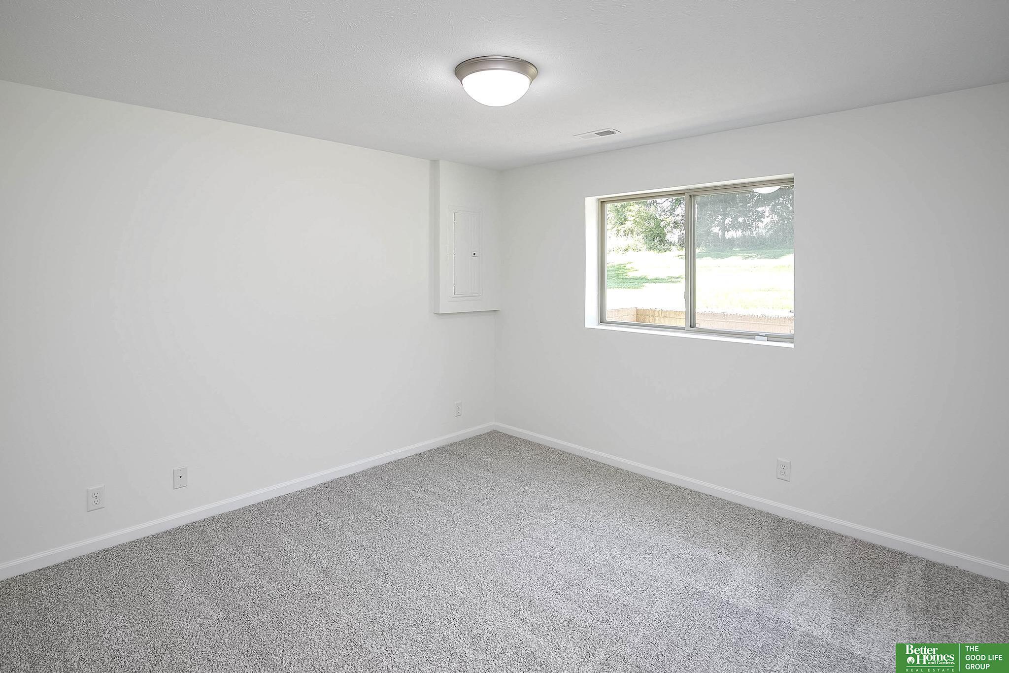 14305 Wood Valley Drive, Omaha, Nebraska image 27