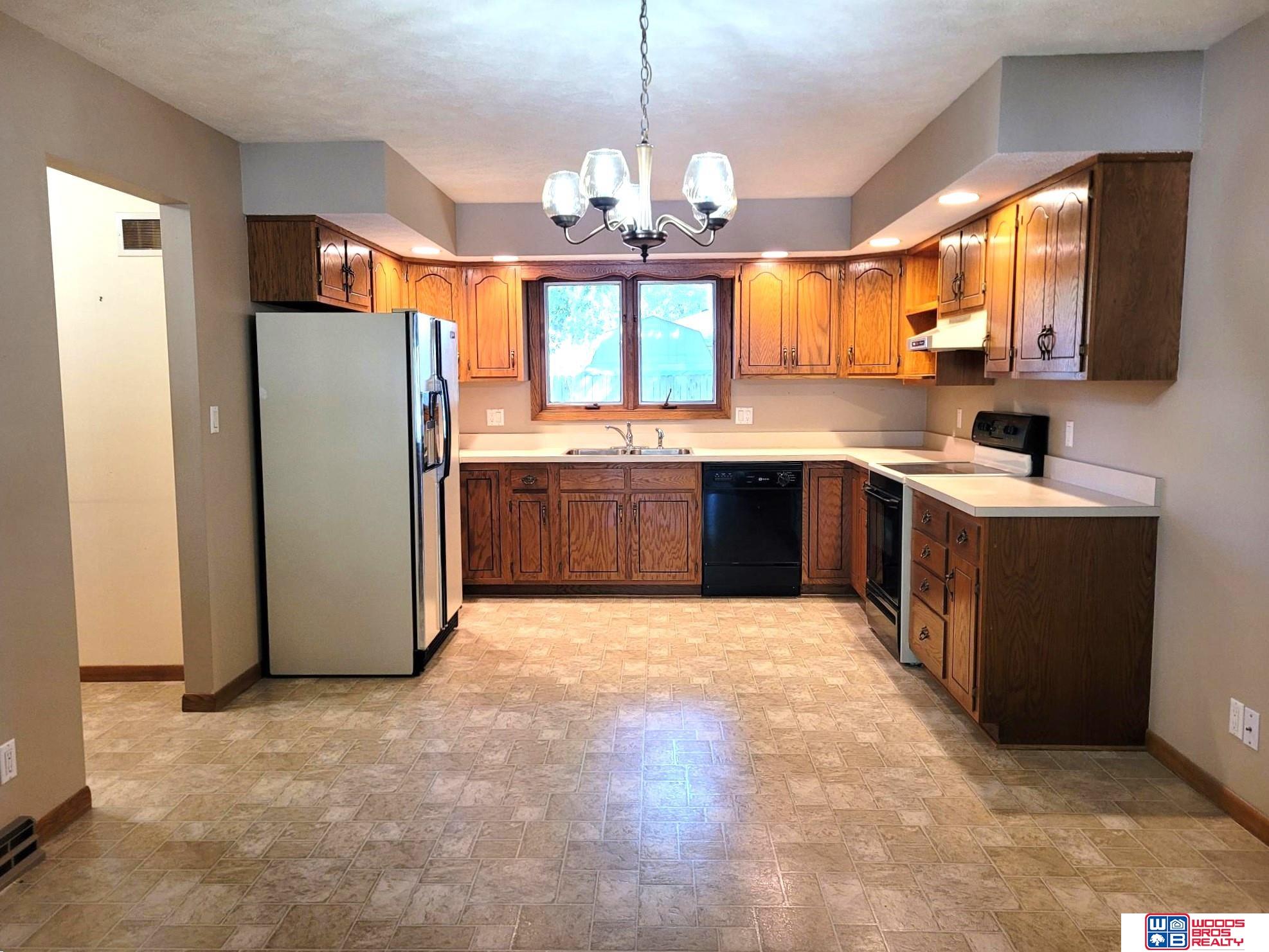 1564 Rainbow Avenue, Seward, Nebraska image 3