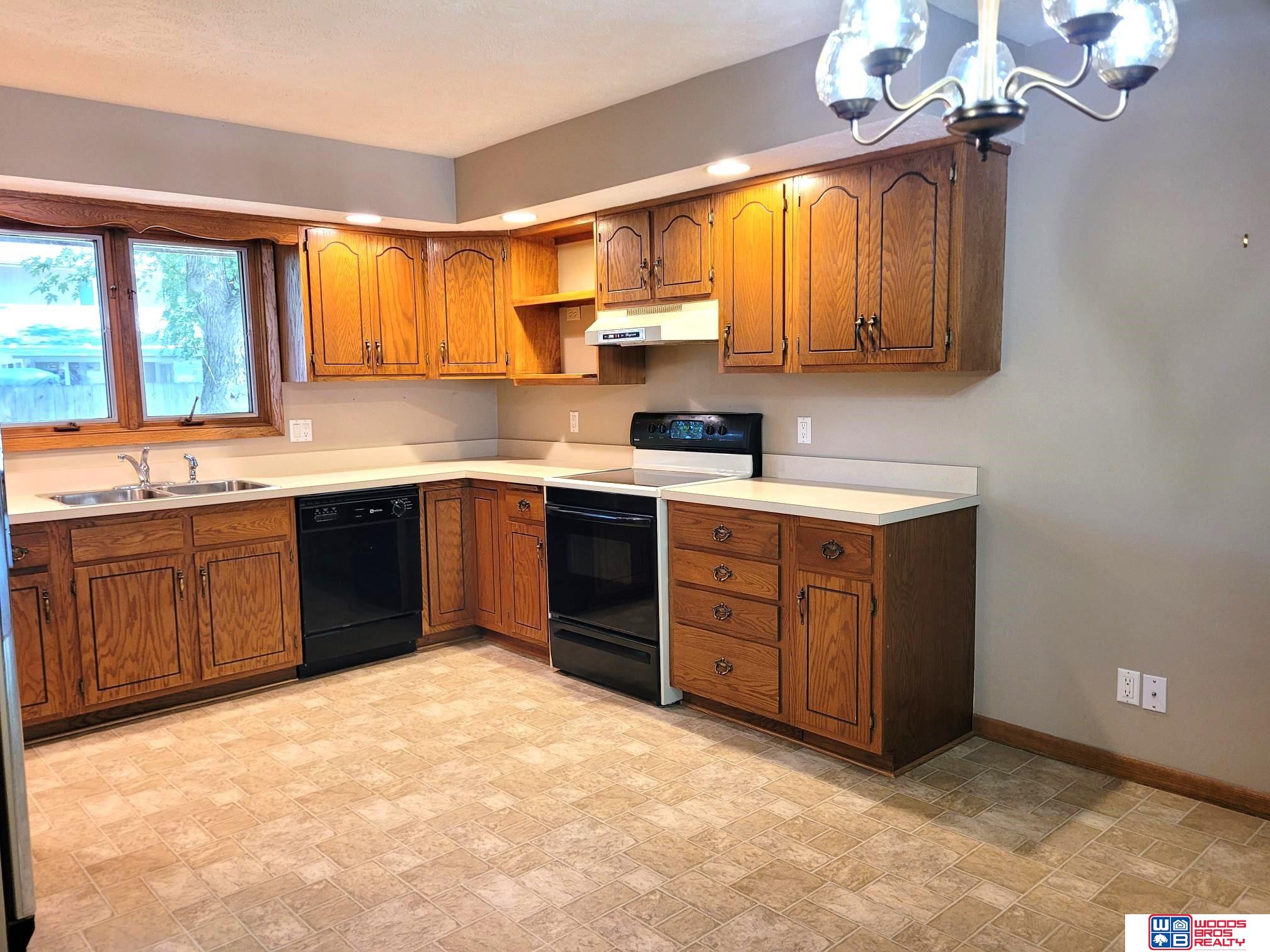 1564 Rainbow Avenue, Seward, Nebraska image 7