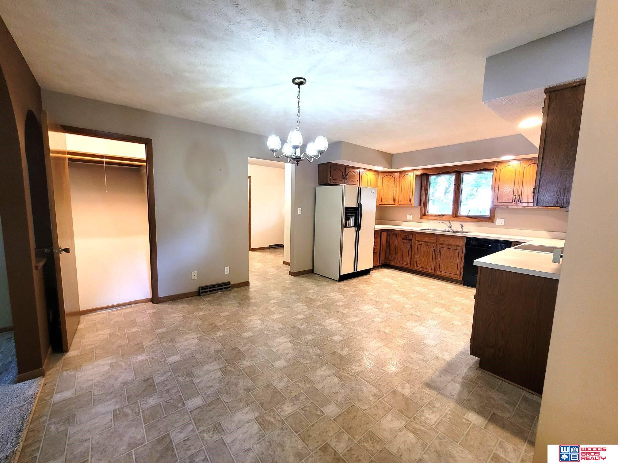 1564 Rainbow Avenue, Seward, Nebraska image 9