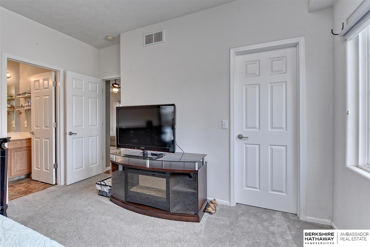 15315 Camden Avenue, Omaha, Nebraska image 26