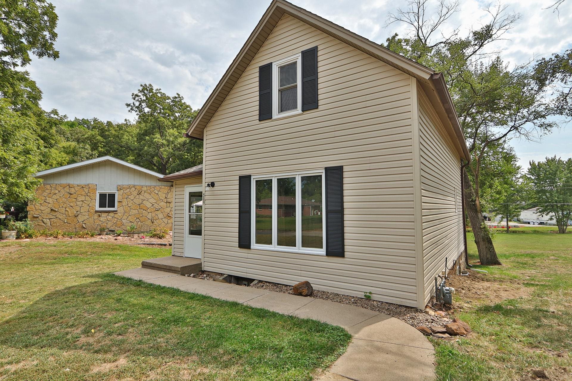 305 W E Street, Weeping Water, Nebraska image 12
