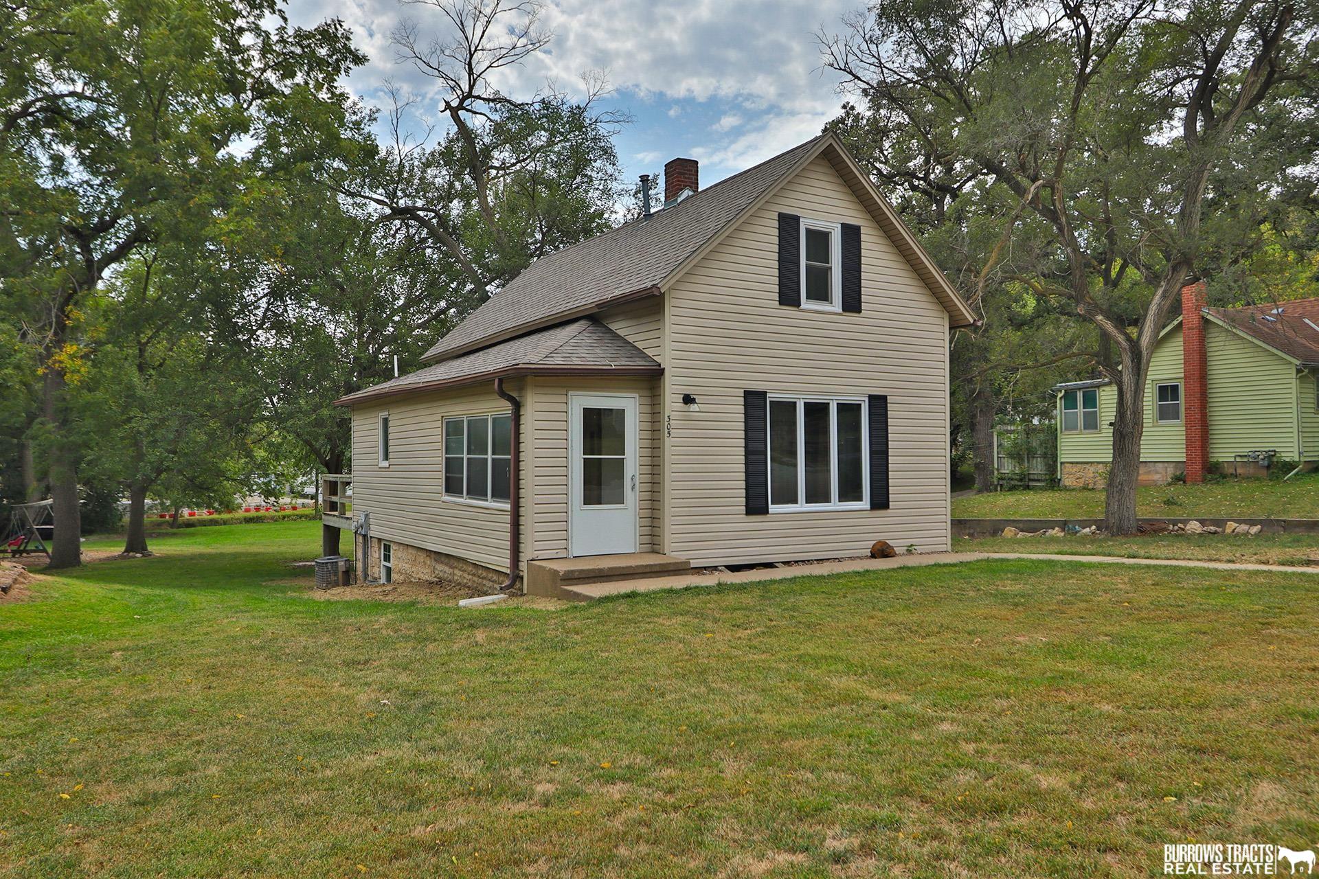 305 W E Street, Weeping Water, Nebraska image 3
