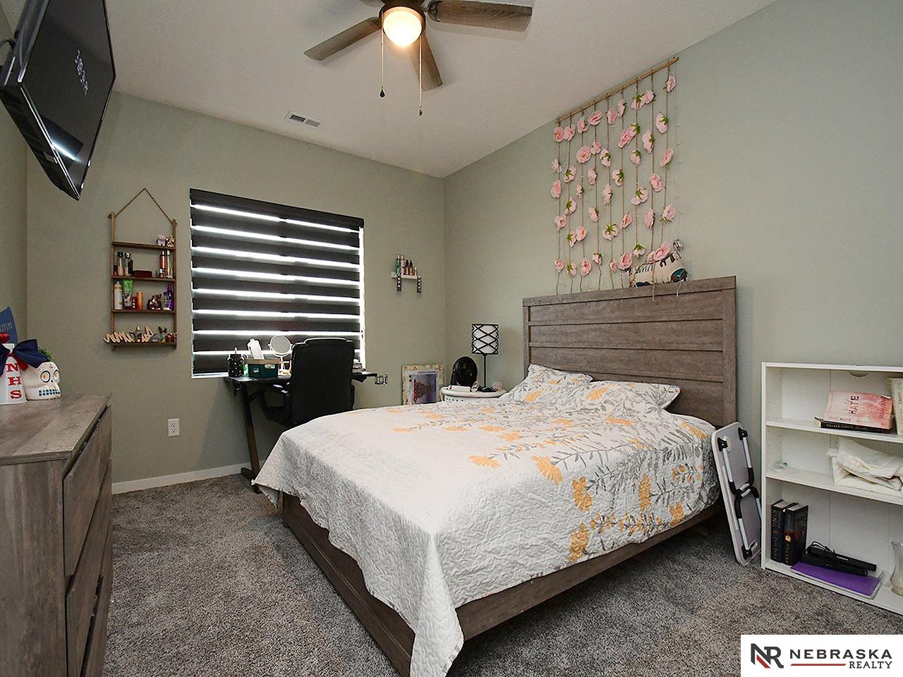 1215 Cyprus Boulevard, Hickman, Nebraska image 33