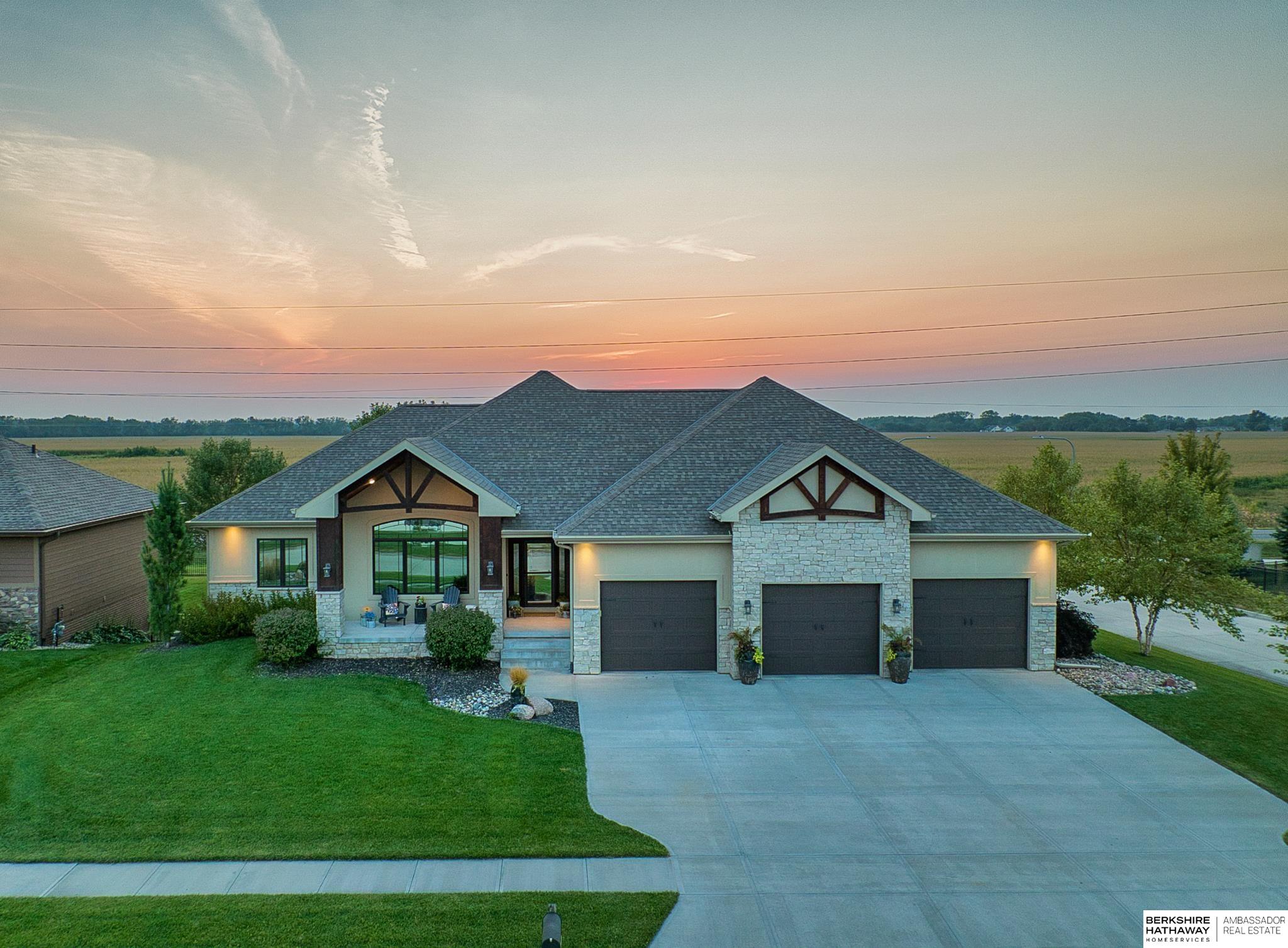 4422 N 269 Street, Valley, Nebraska image 2