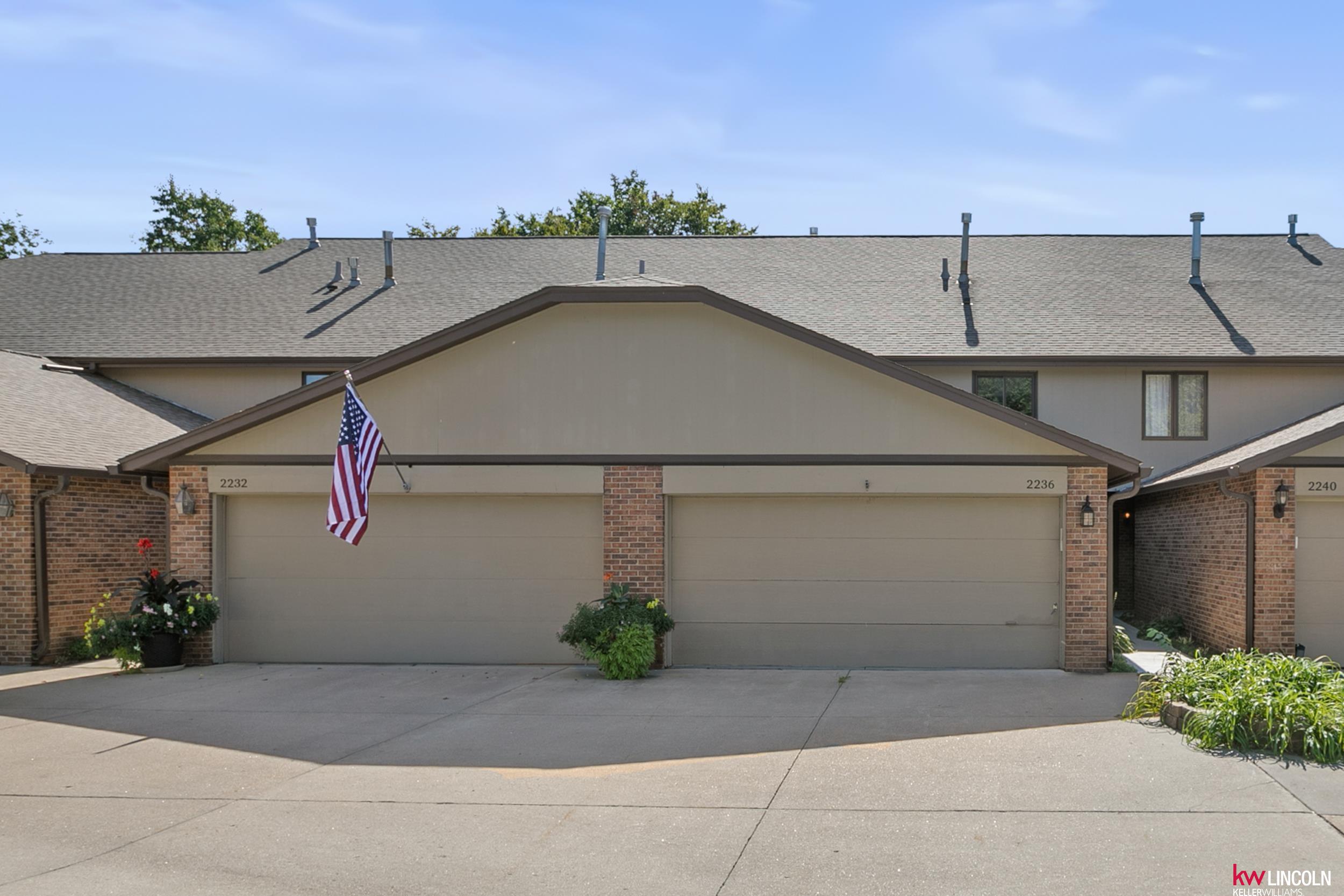 2236 Winding Way, Lincoln, Nebraska image 2