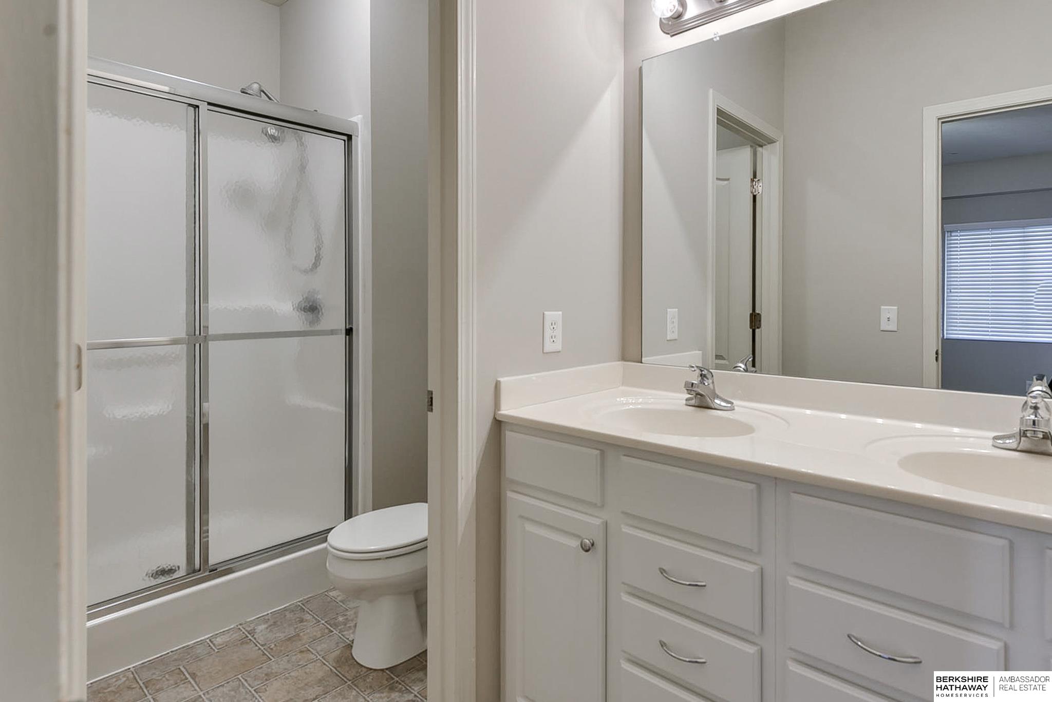 17159 Manderson Street, Omaha, Nebraska image 23