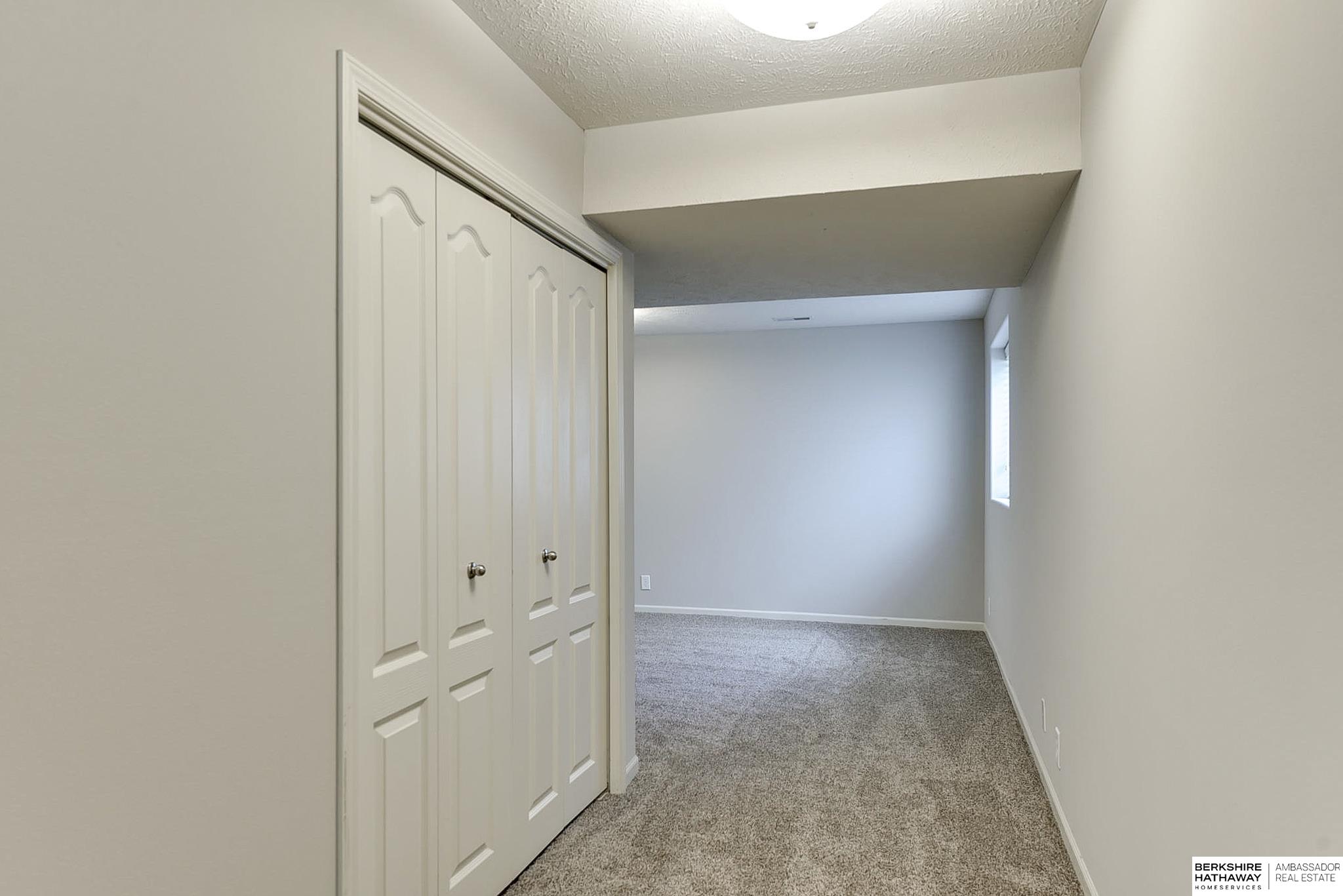 17159 Manderson Street, Omaha, Nebraska image 24