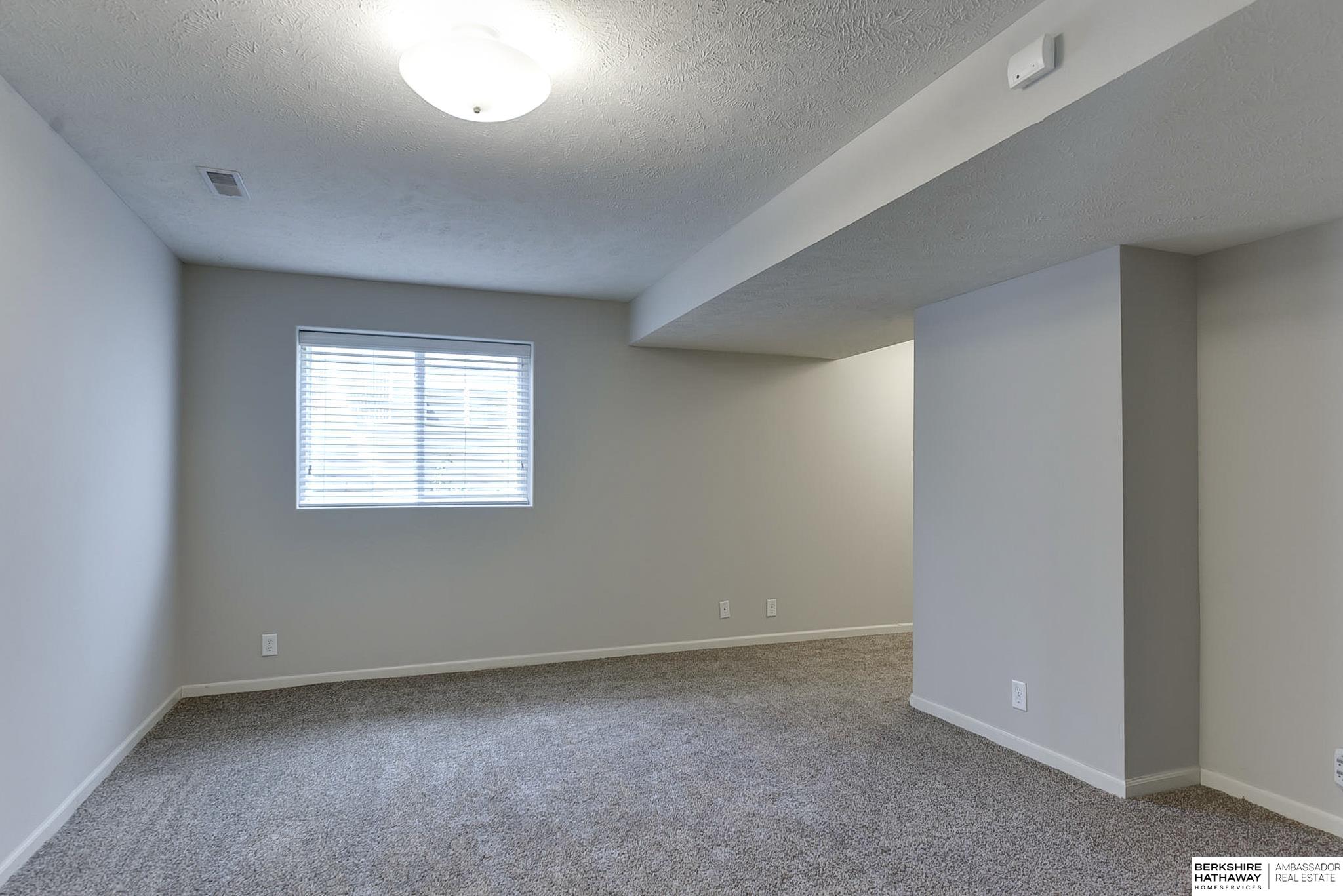 17159 Manderson Street, Omaha, Nebraska image 29