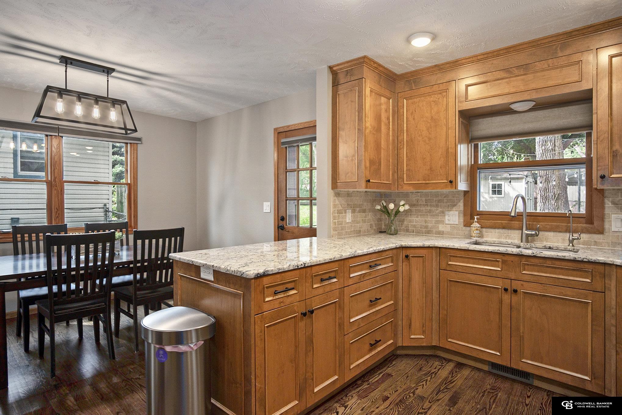 5016 S 80th Street, Ralston, Nebraska image 6