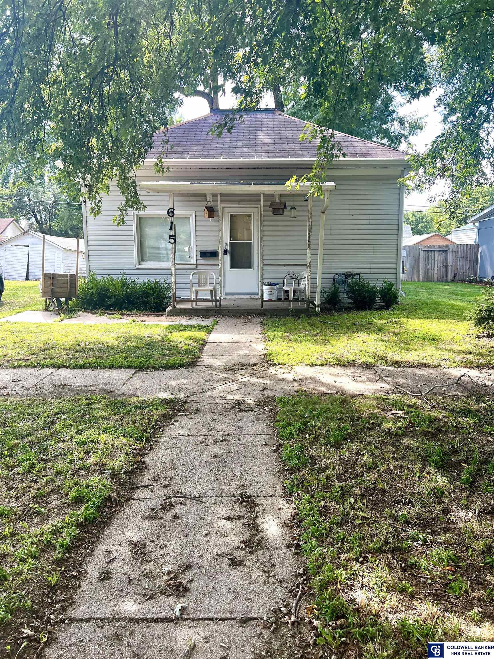 615 W 8th Street, York, Nebraska image 2