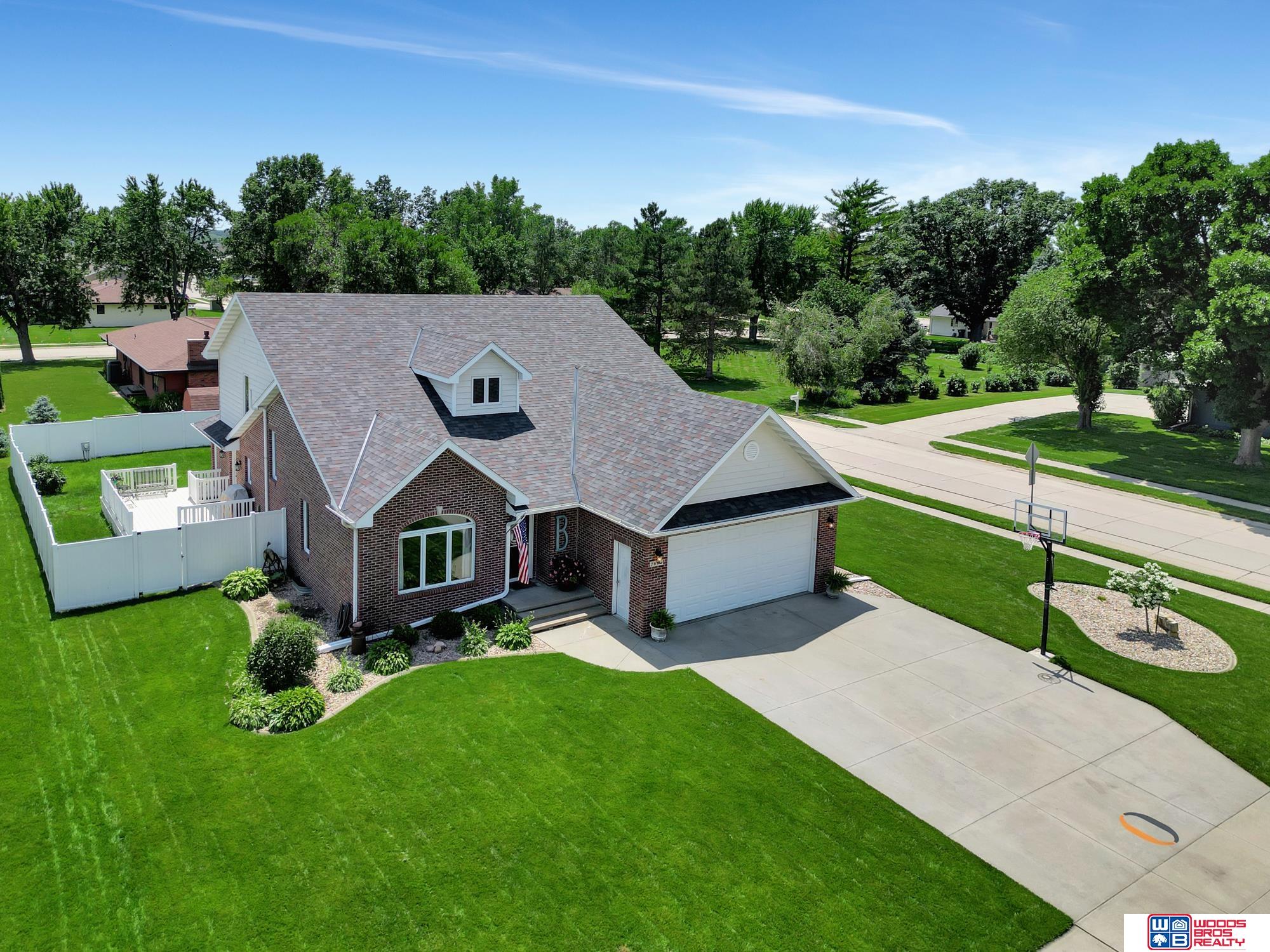 2601 Evergreen Circle, Beatrice, Nebraska image 3