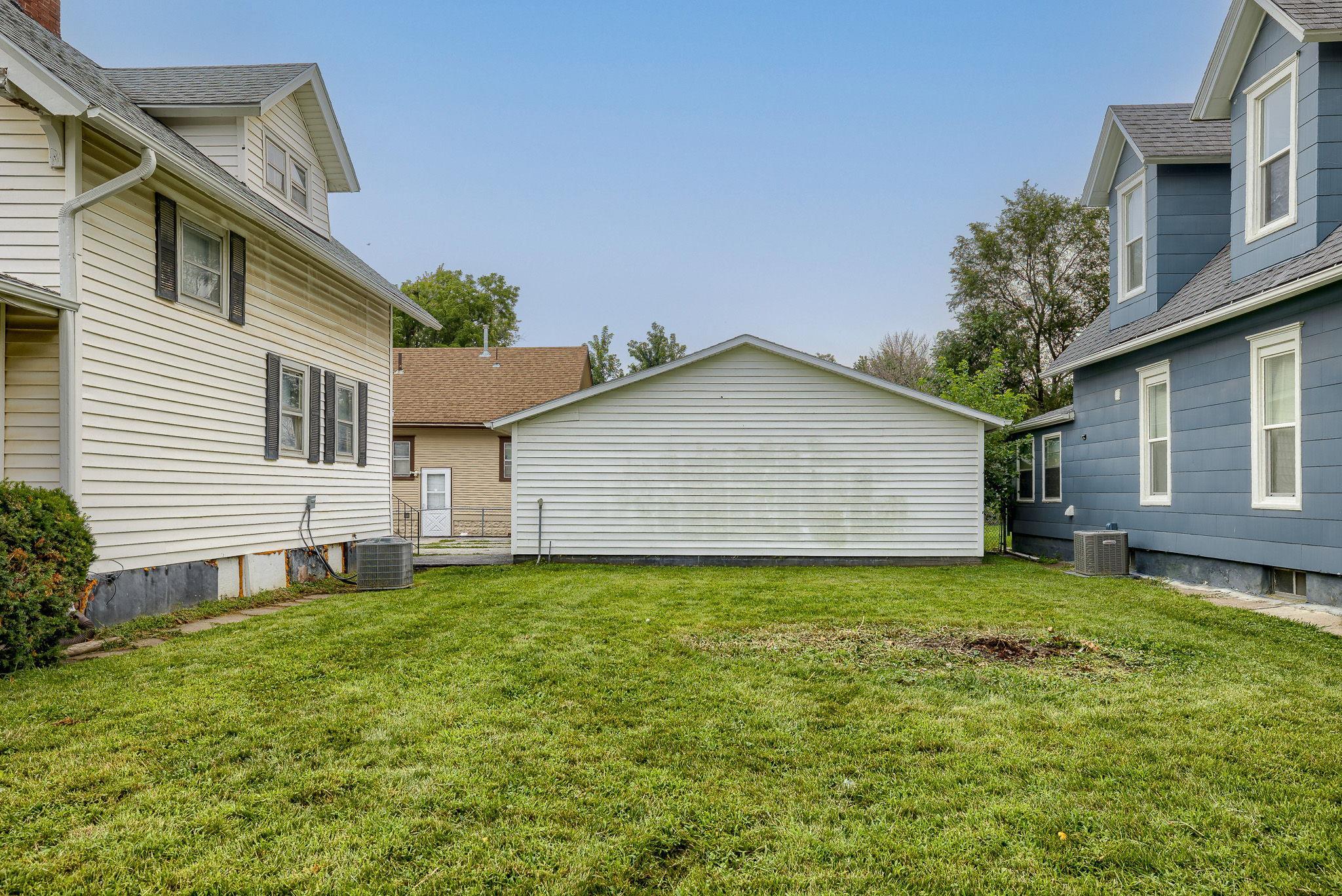 733 Avenue, Council Bluffs, Iowa image 25