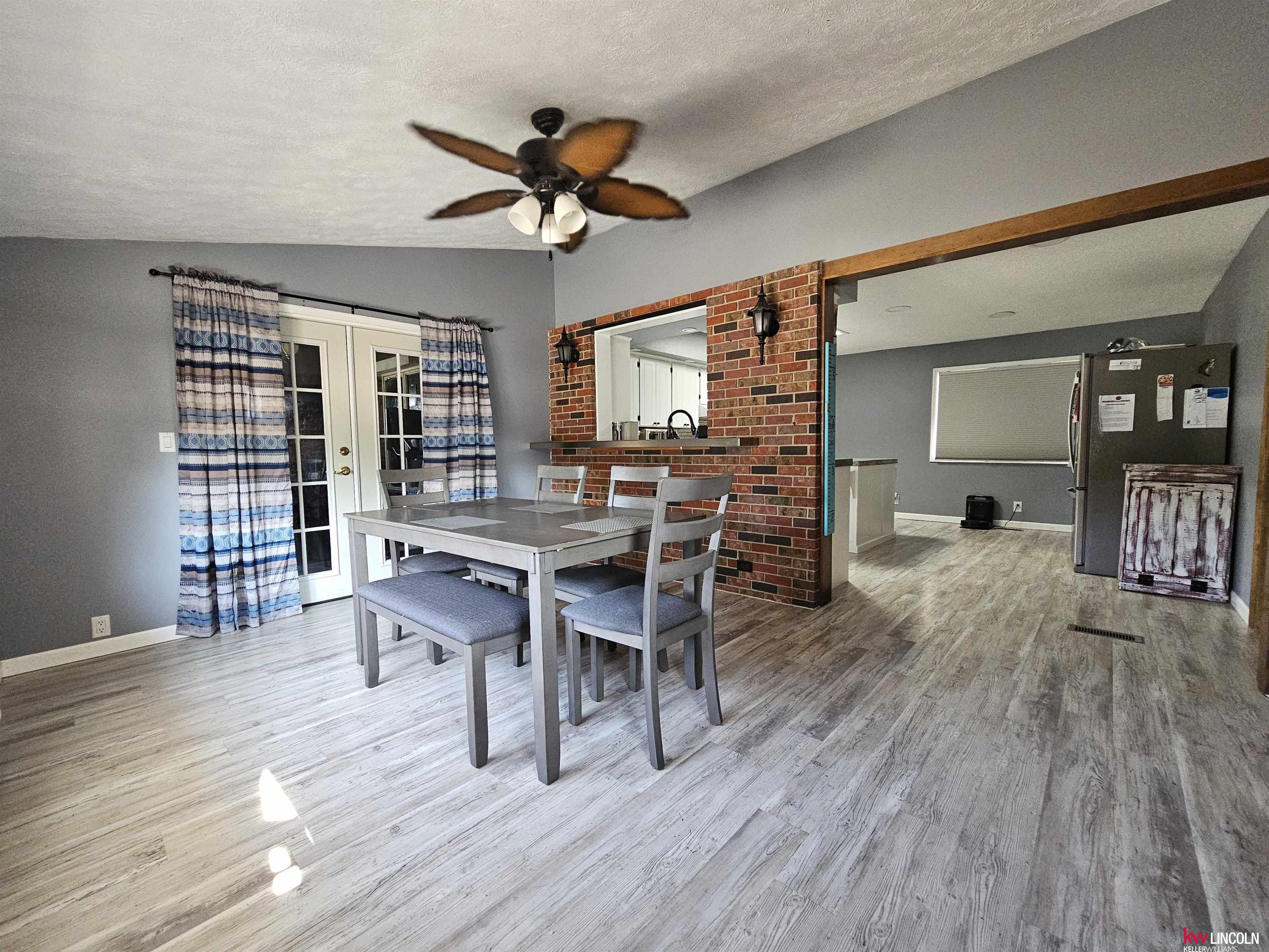 1011 10th Street, Henderson, Nebraska image 2