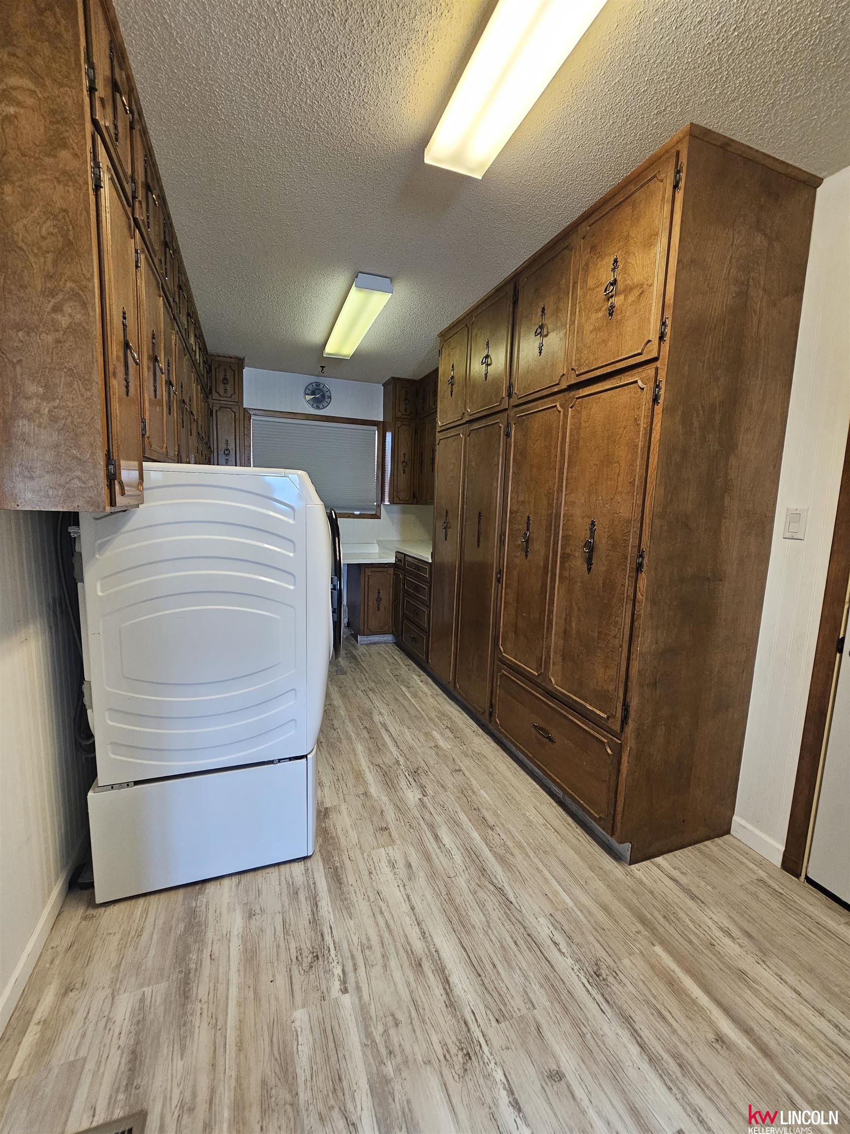 1011 10th Street, Henderson, Nebraska image 23
