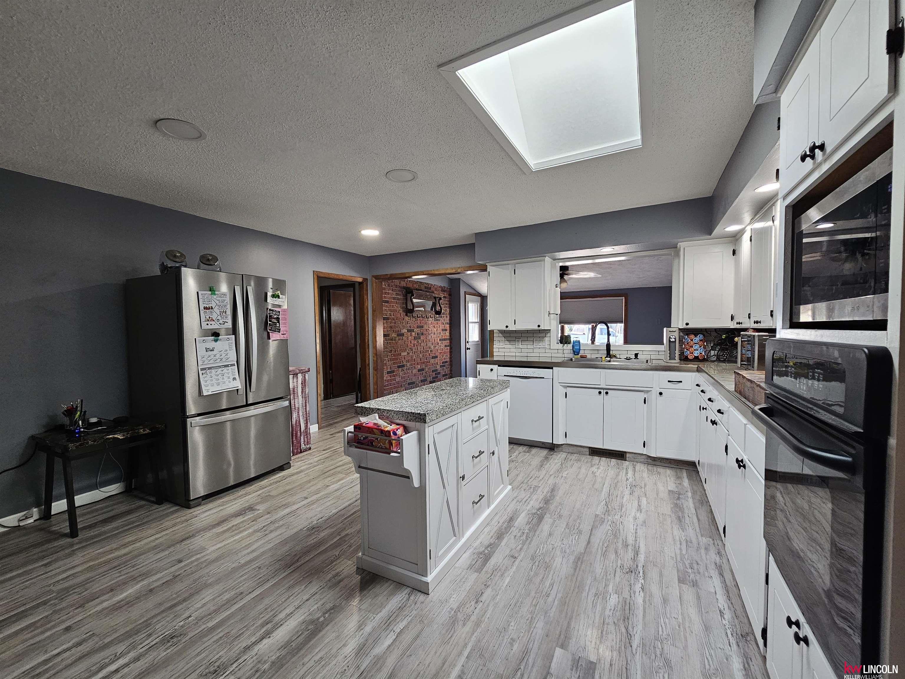 1011 10th Street, Henderson, Nebraska image 25