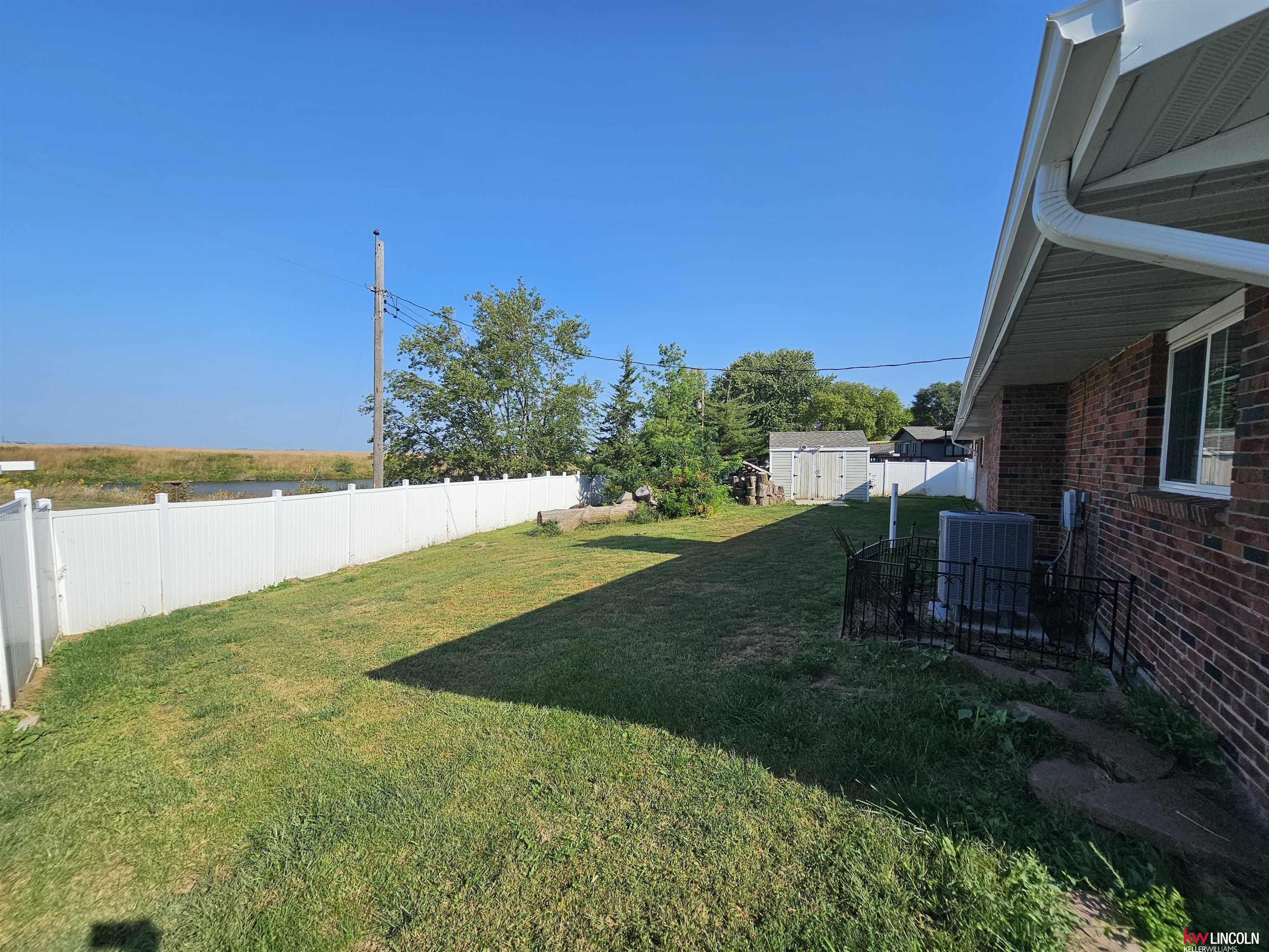 1011 10th Street, Henderson, Nebraska image 32