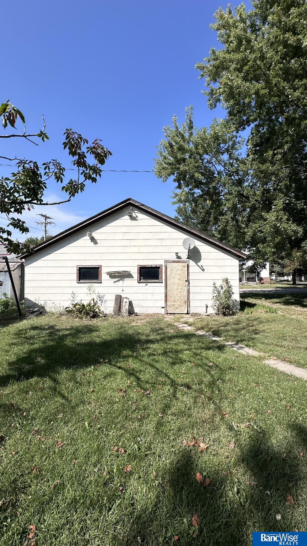 438 3rd Street, Hampton, Nebraska image 3