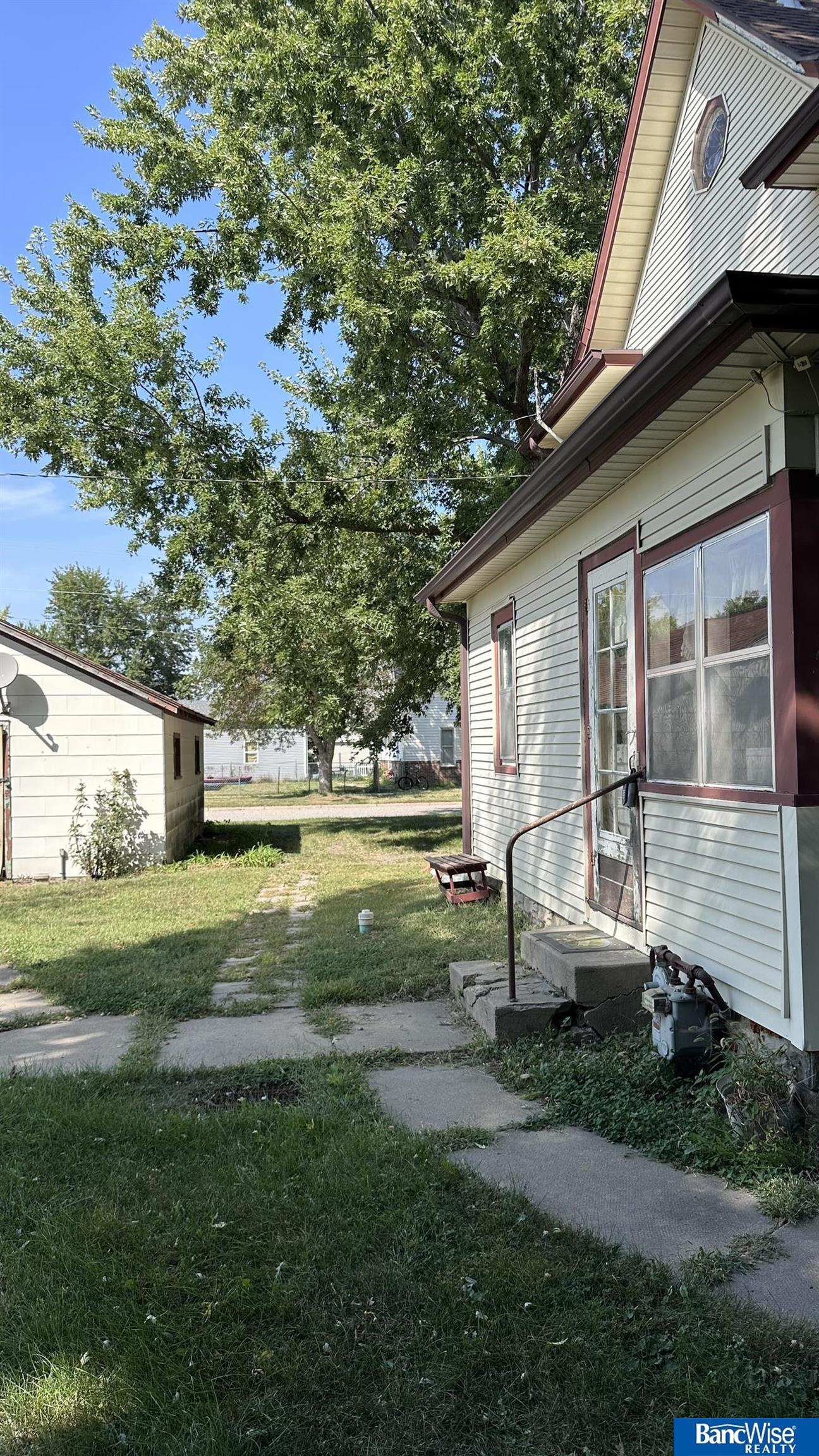 438 3rd Street, Hampton, Nebraska image 4