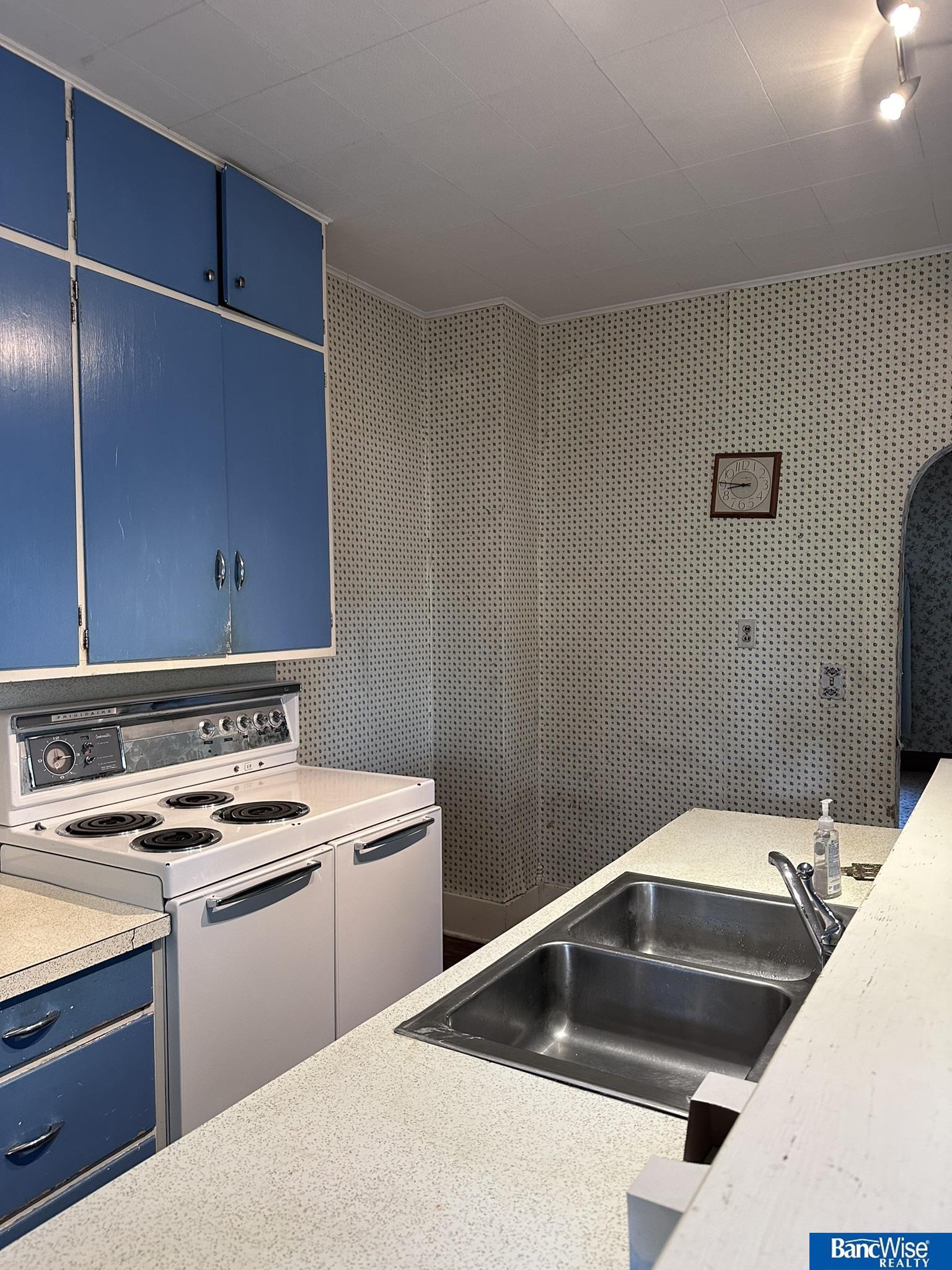 438 3rd Street, Hampton, Nebraska image 42