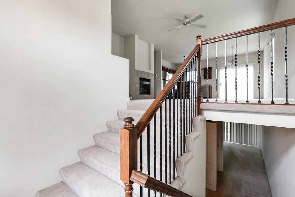 18942 Anne Street, Omaha, Nebraska image 2