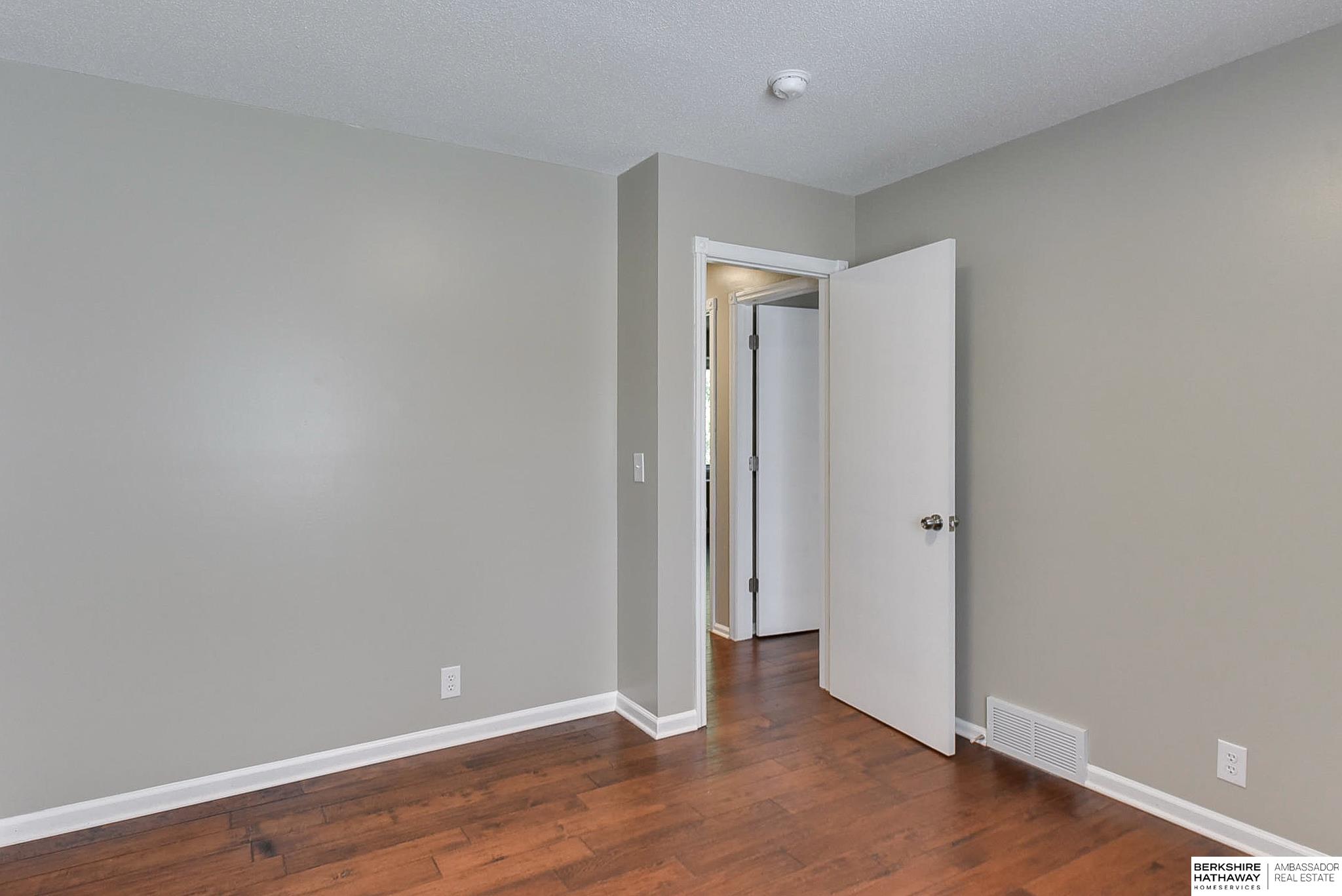 6313 S 79th Street, Ralston, Nebraska image 29