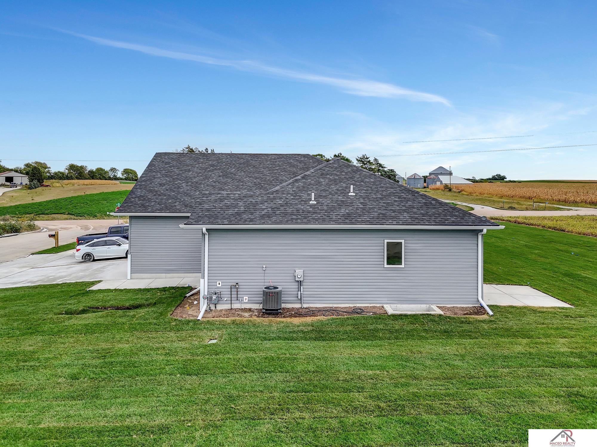 2415 Fairway Drive, Crete, Nebraska image 29