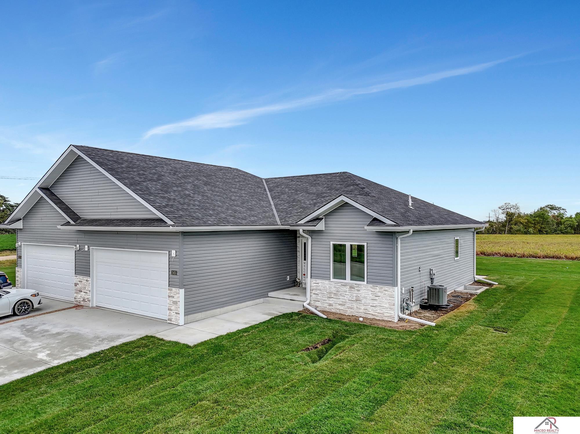 2415 Fairway Drive, Crete, Nebraska image 6
