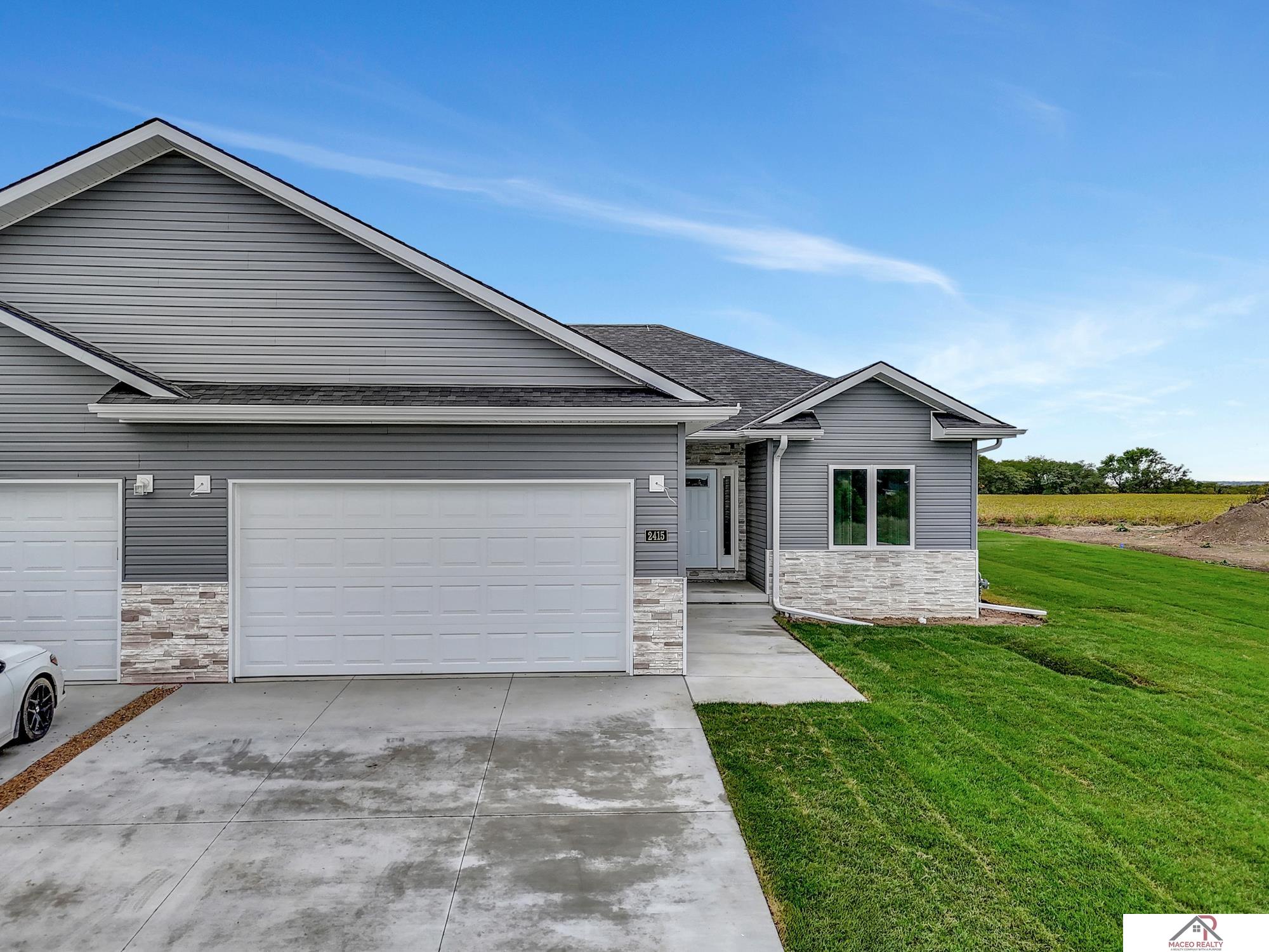 2415 Fairway Drive, Crete, Nebraska image 7