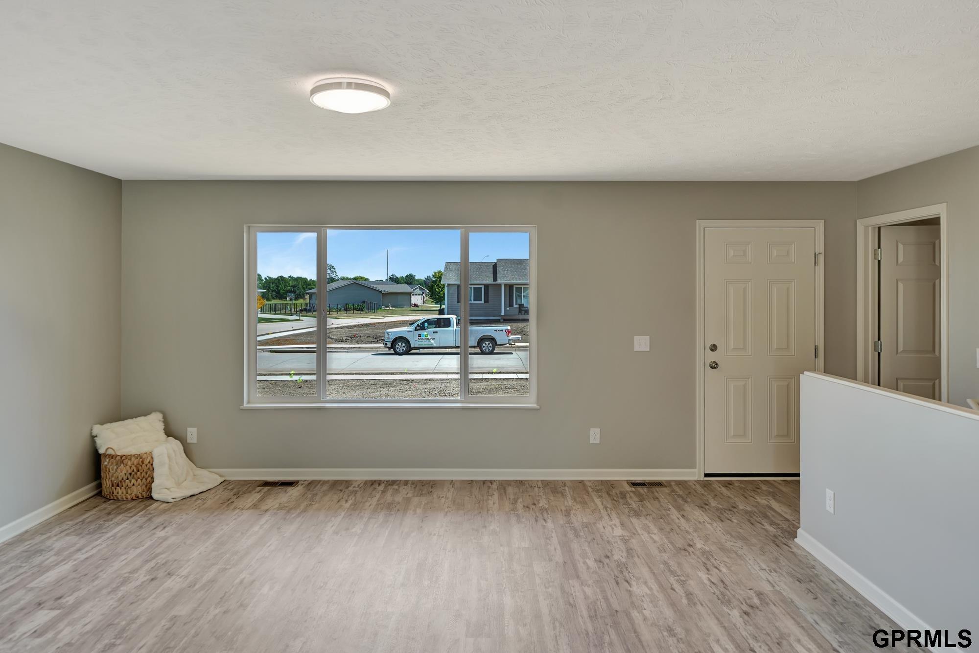 903 Sunridge Drive, Beatrice, Nebraska image 4