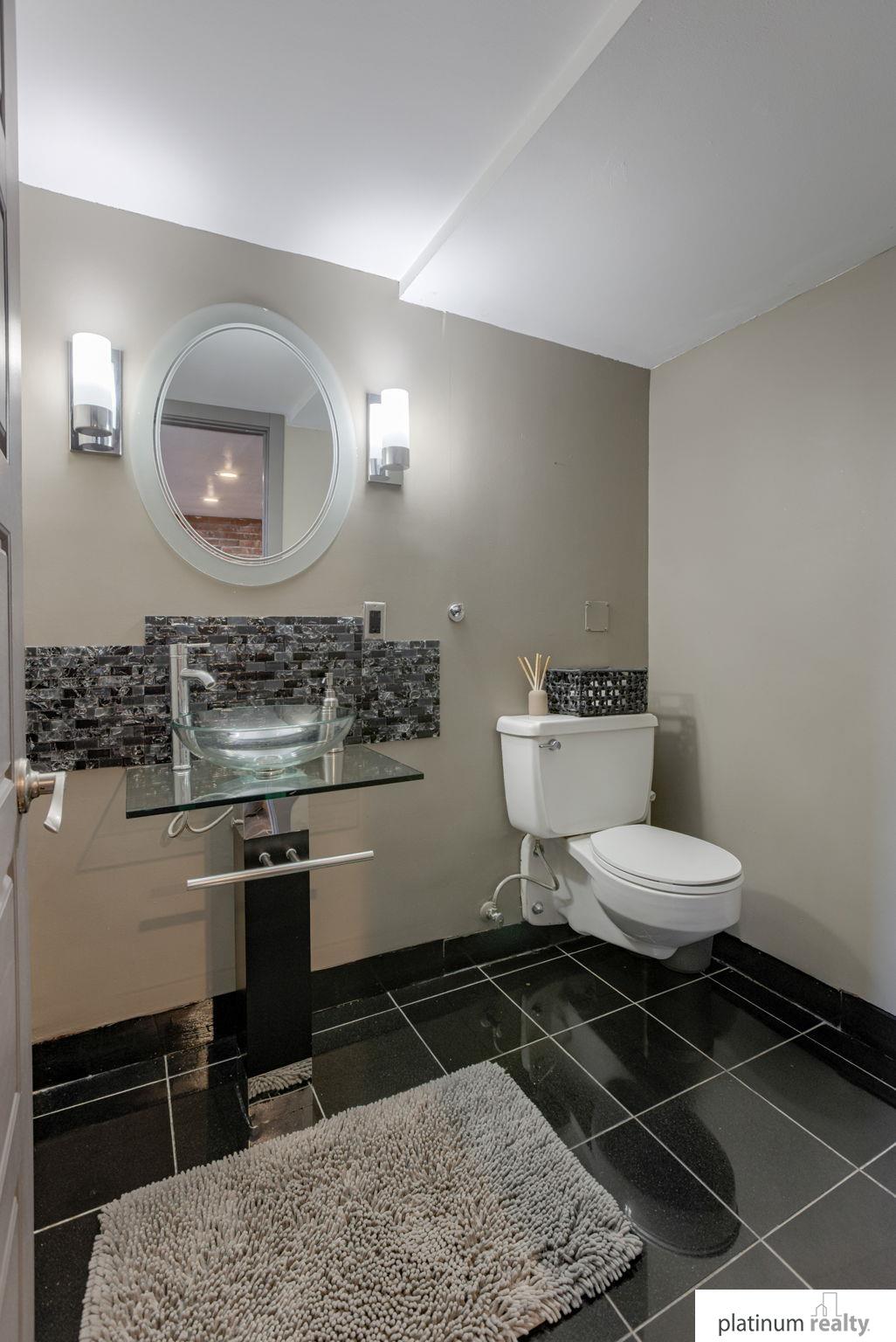 1013 Howard Street #6, Omaha, Nebraska image 17