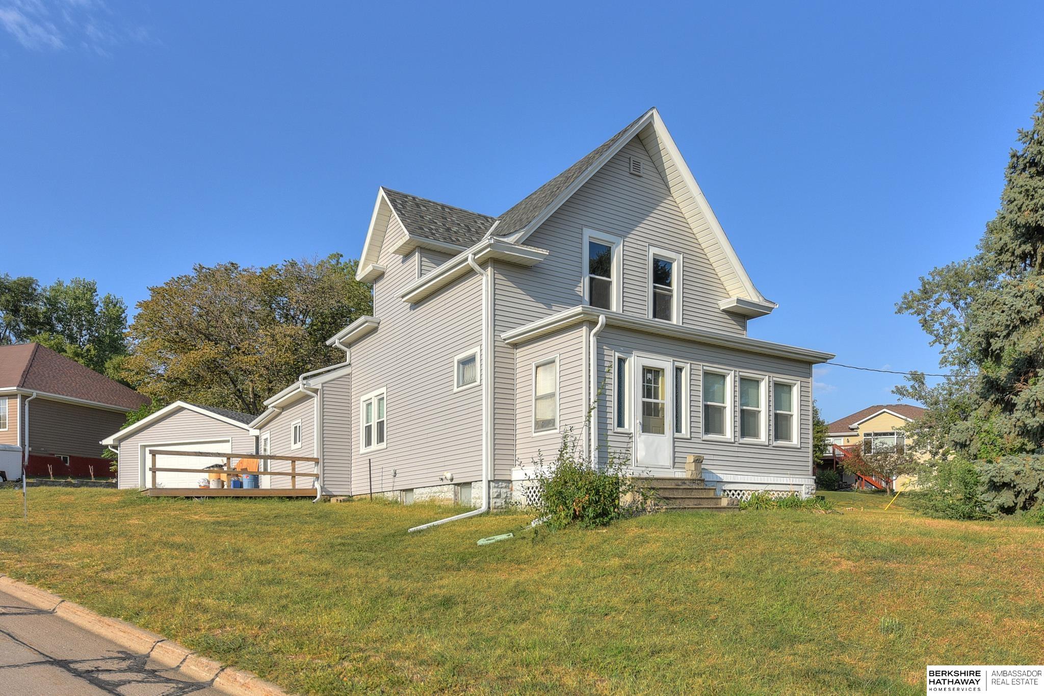 1171 Maple Drive, Blair, Nebraska image 1